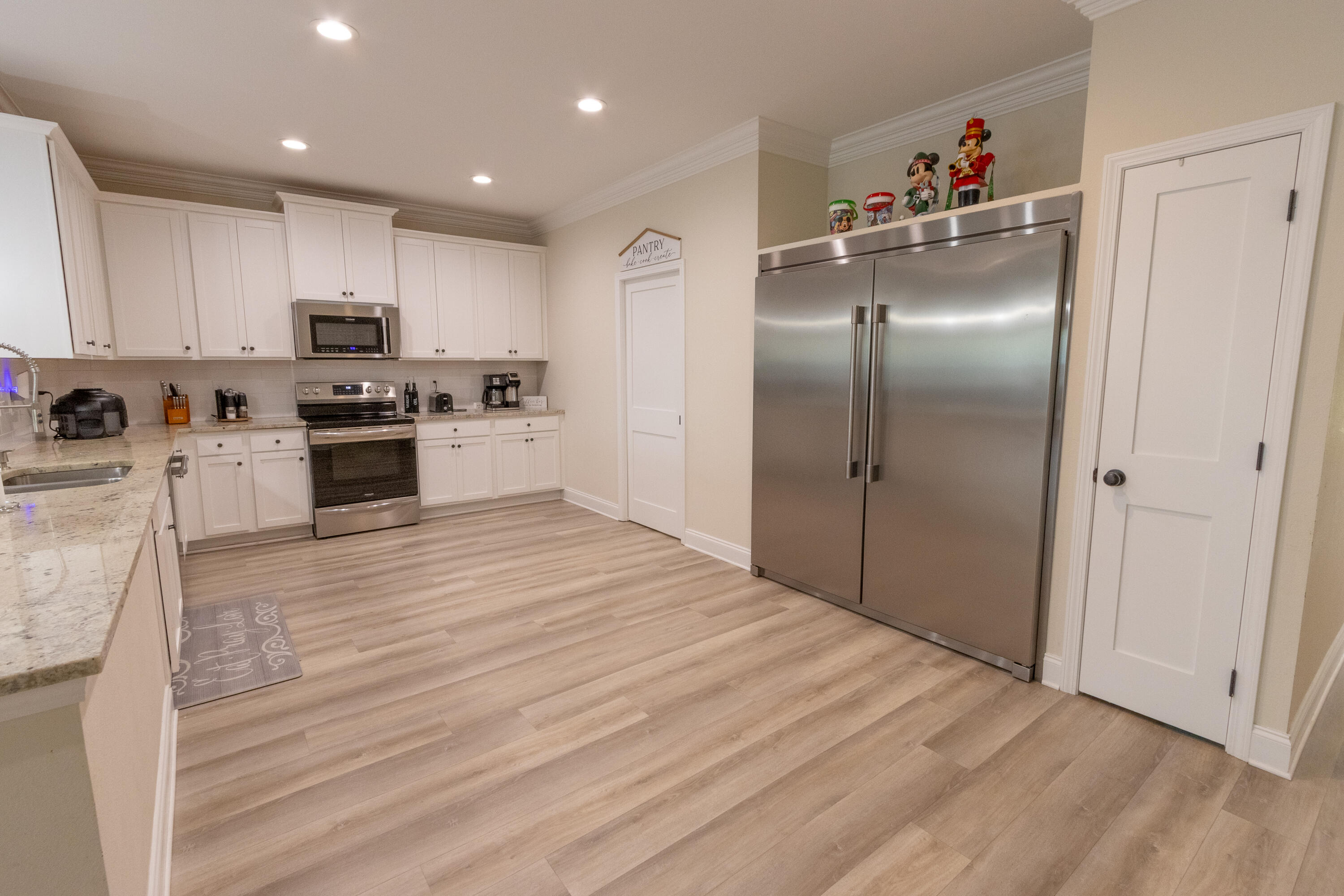 PORT DIXIE - Residential Lease