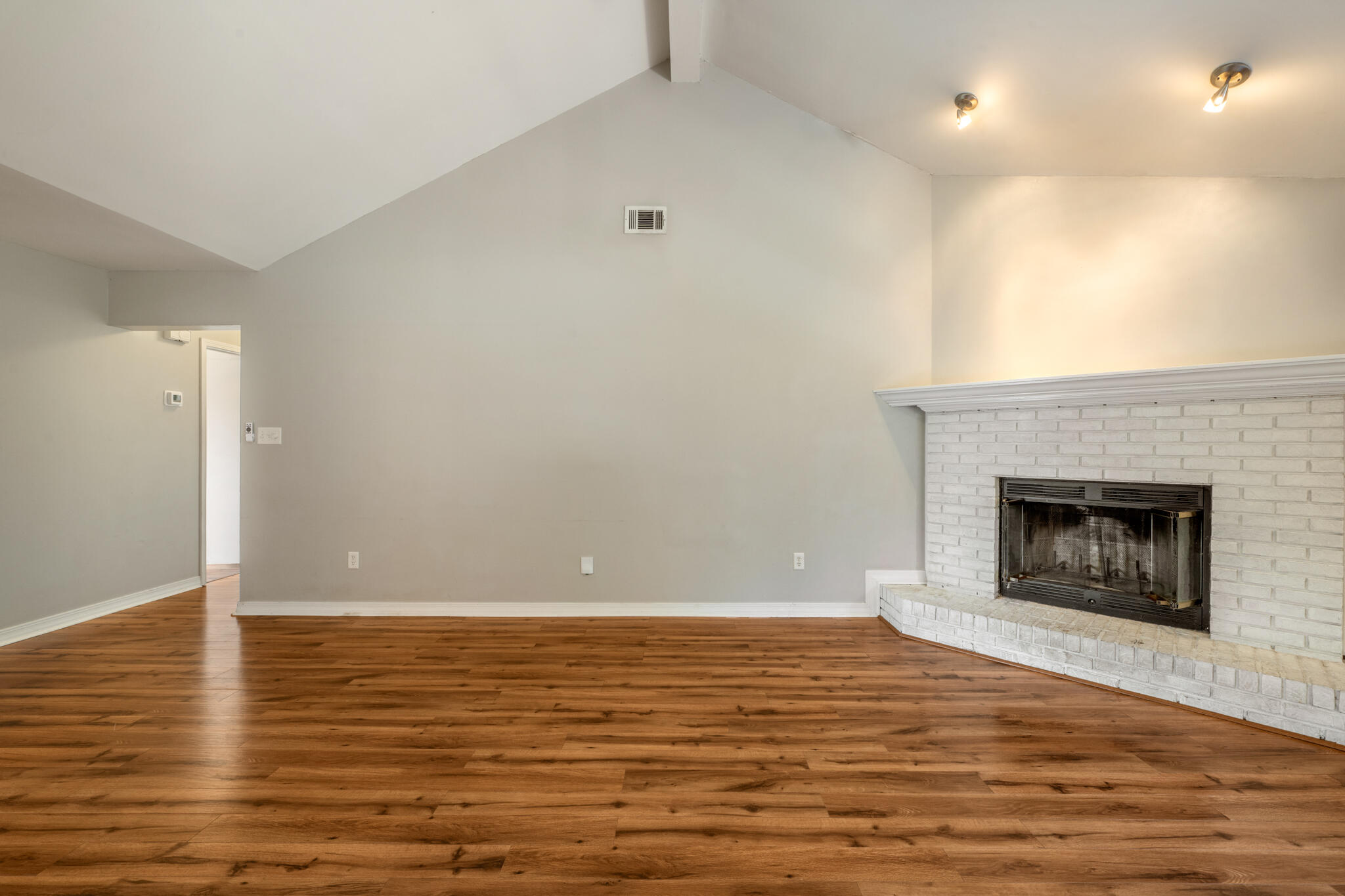 FOX DEN VILLAGES - Residential