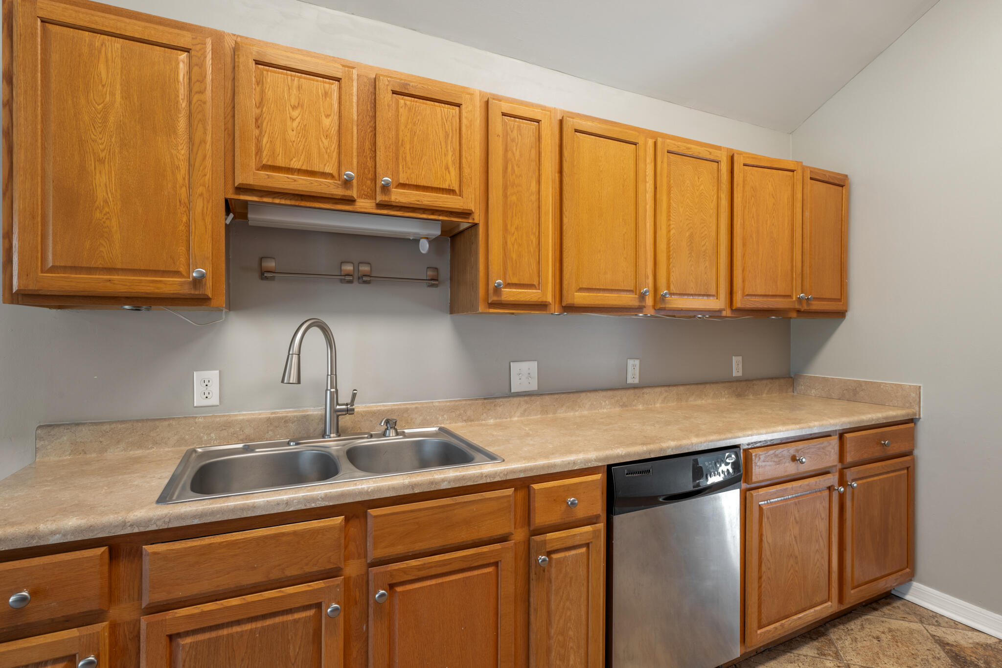 FOX DEN VILLAGES - Residential