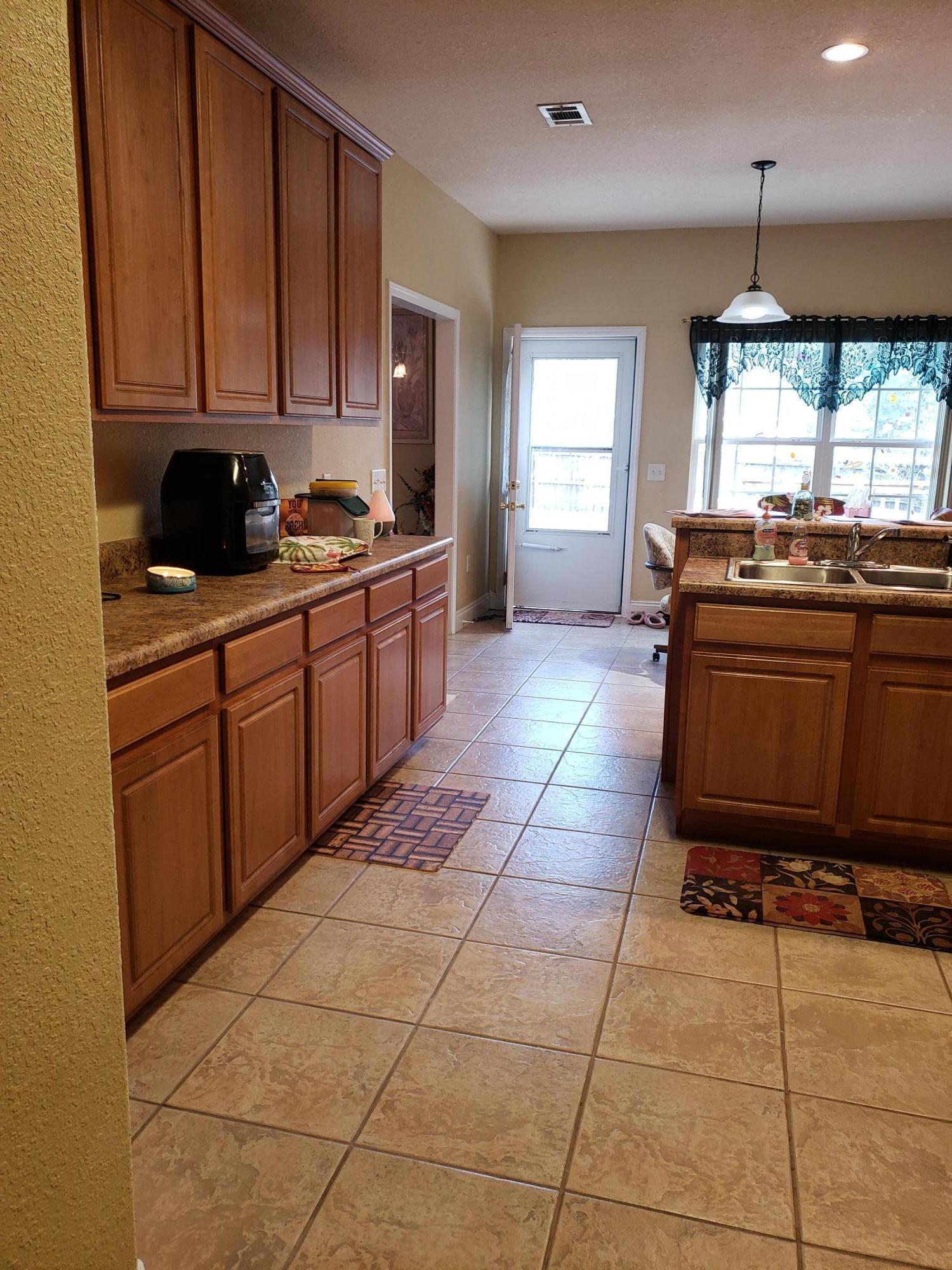 GARDEN OAKS - Residential