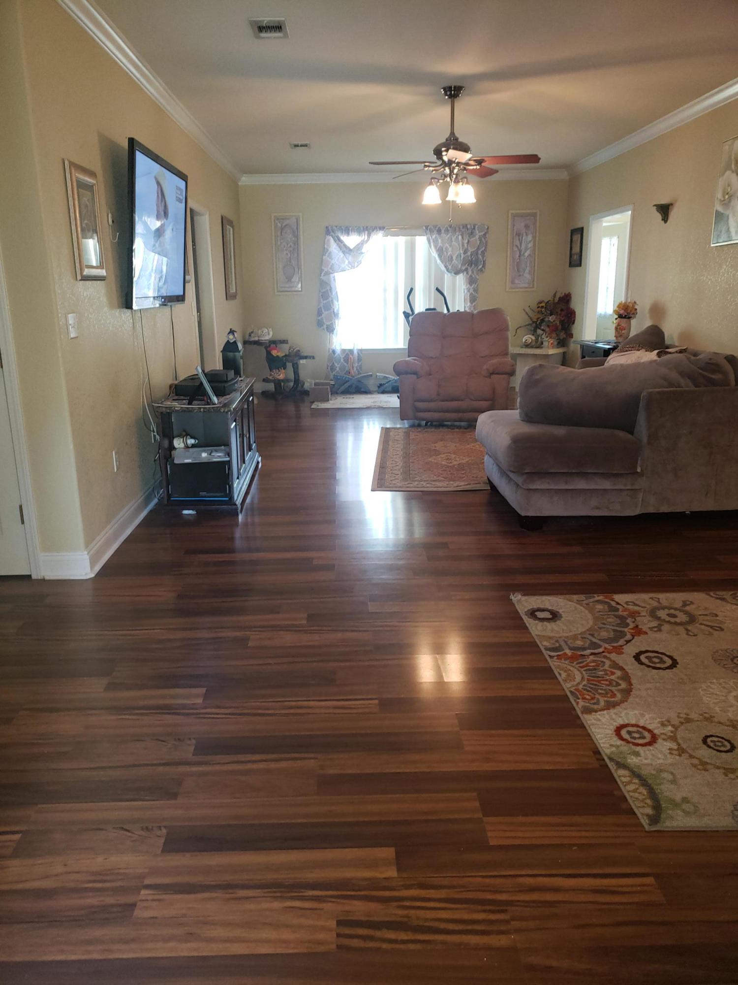 GARDEN OAKS - Residential