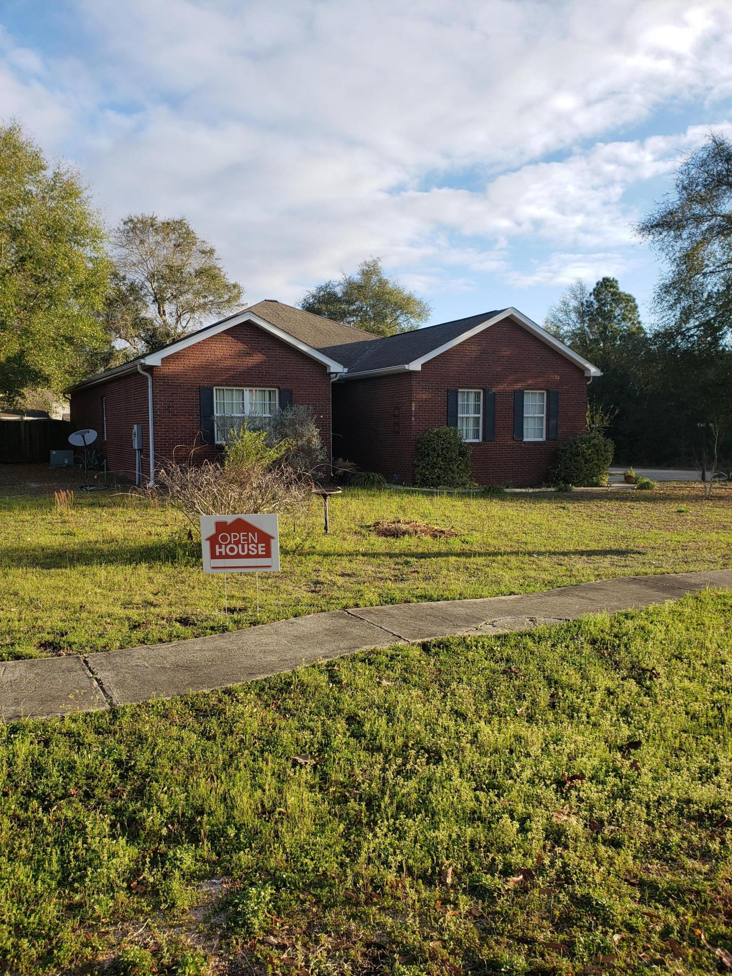 GARDEN OAKS - Residential