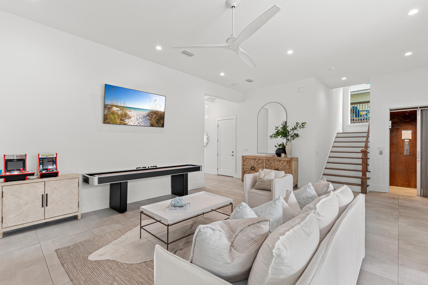 FRANGISTA BEACH 1ST ADDN - Residential