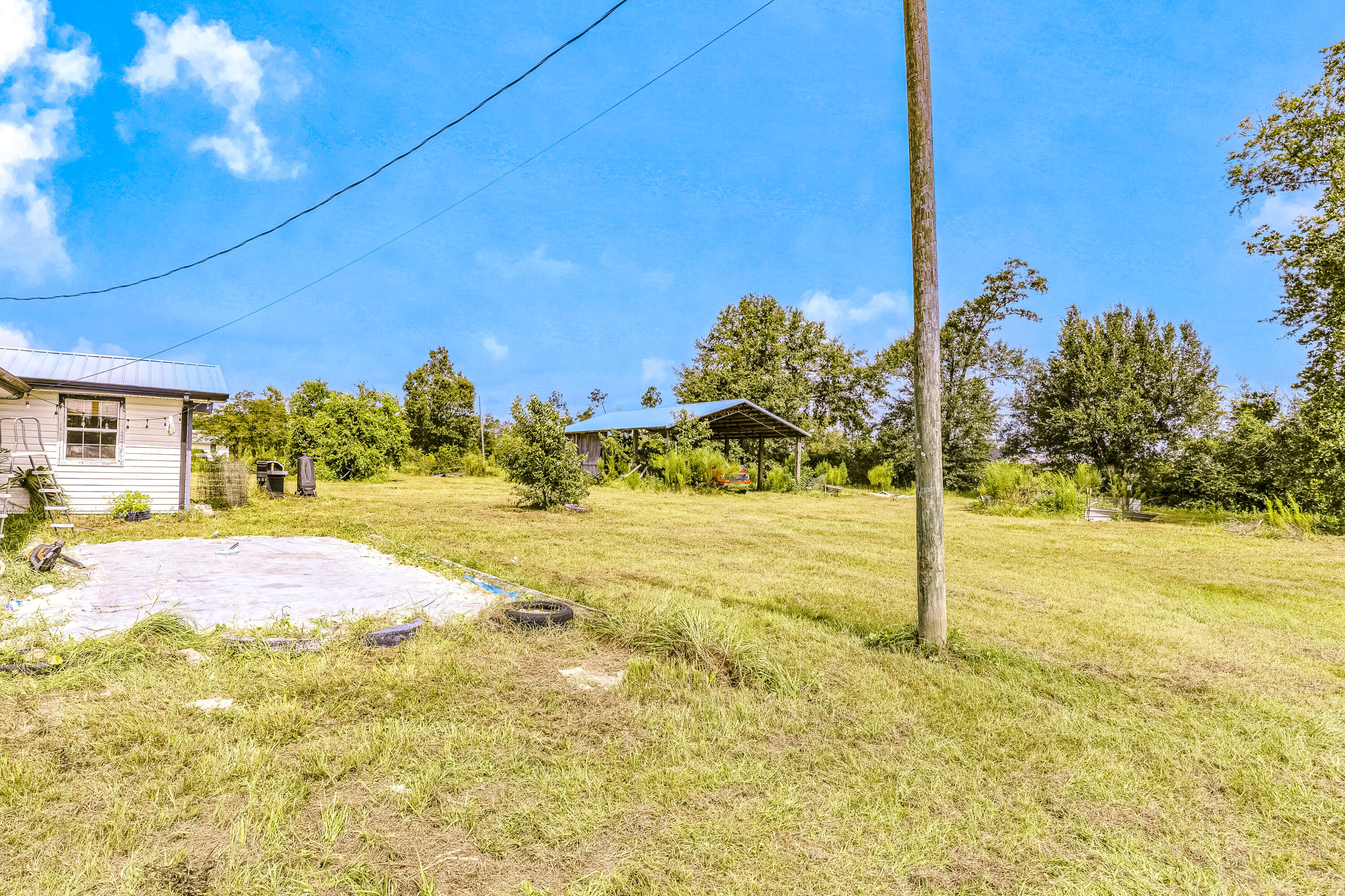 NO RECORDED SUBDIVISION - Residential