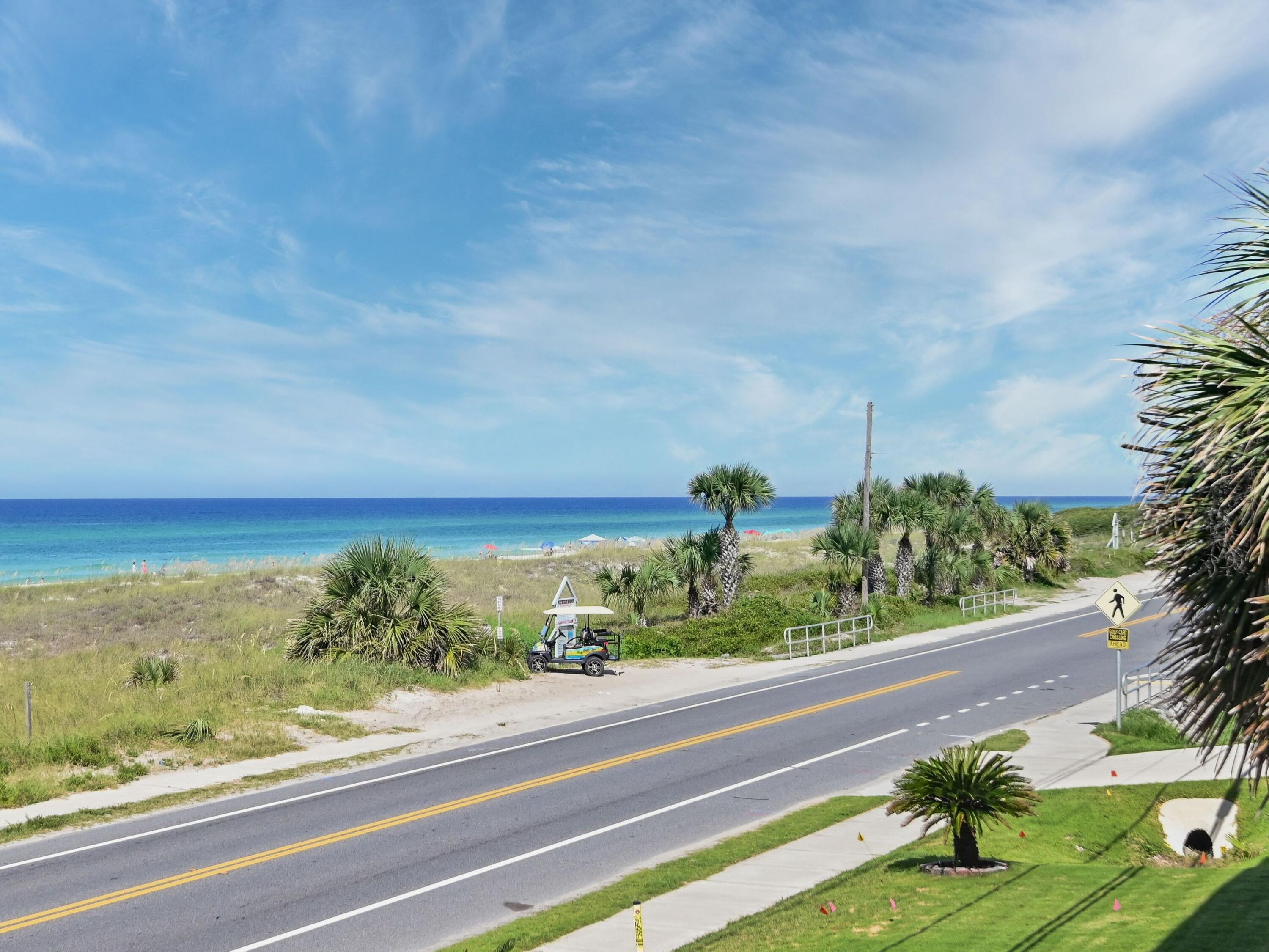 DeLuna Place Townhomes - Residential