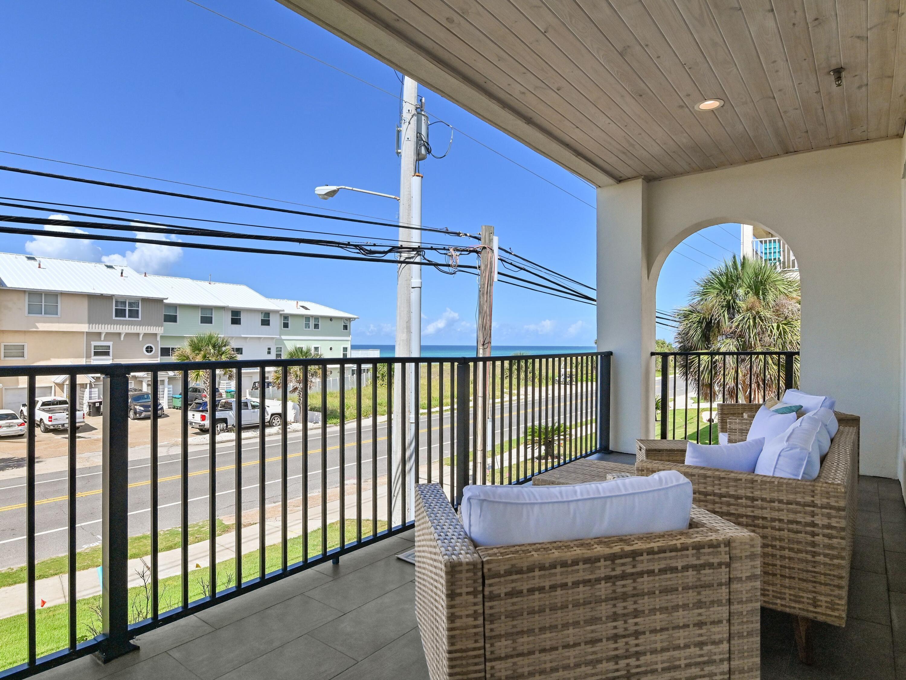 DeLuna Place Townhomes - Residential
