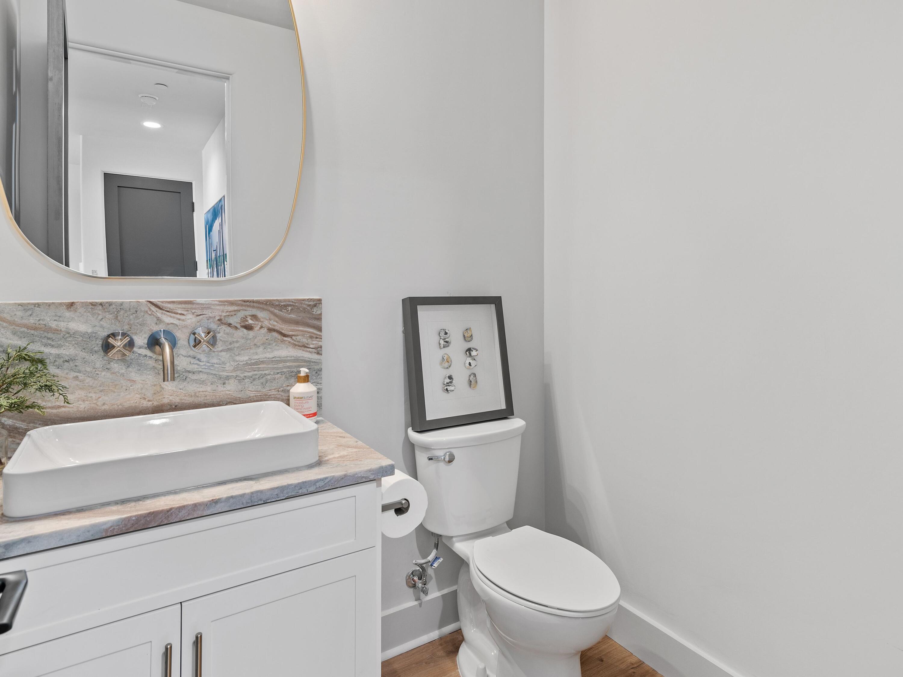 DeLuna Place Townhomes - Residential