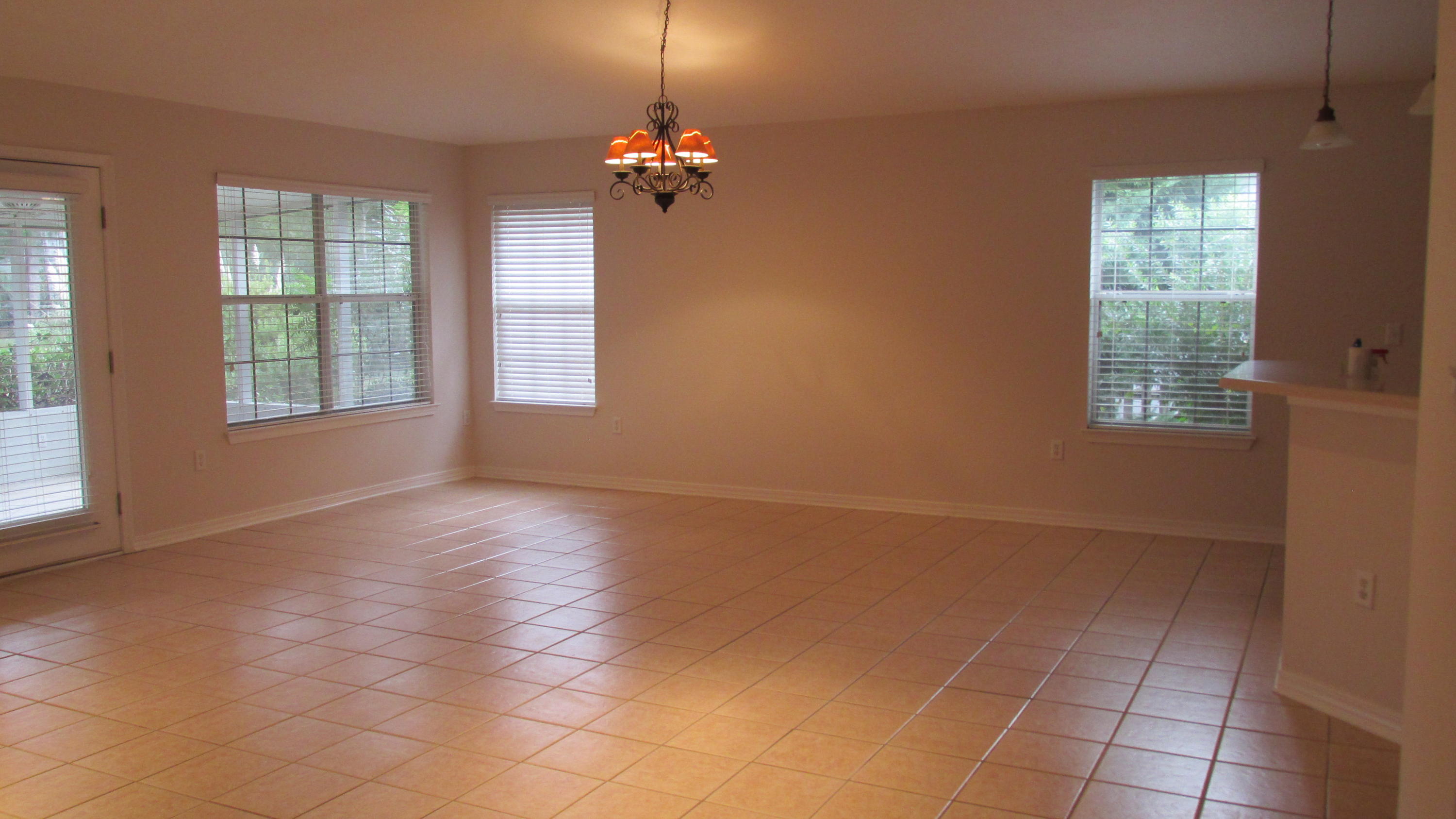 EMERALD LAKES PH 1 - Residential Lease