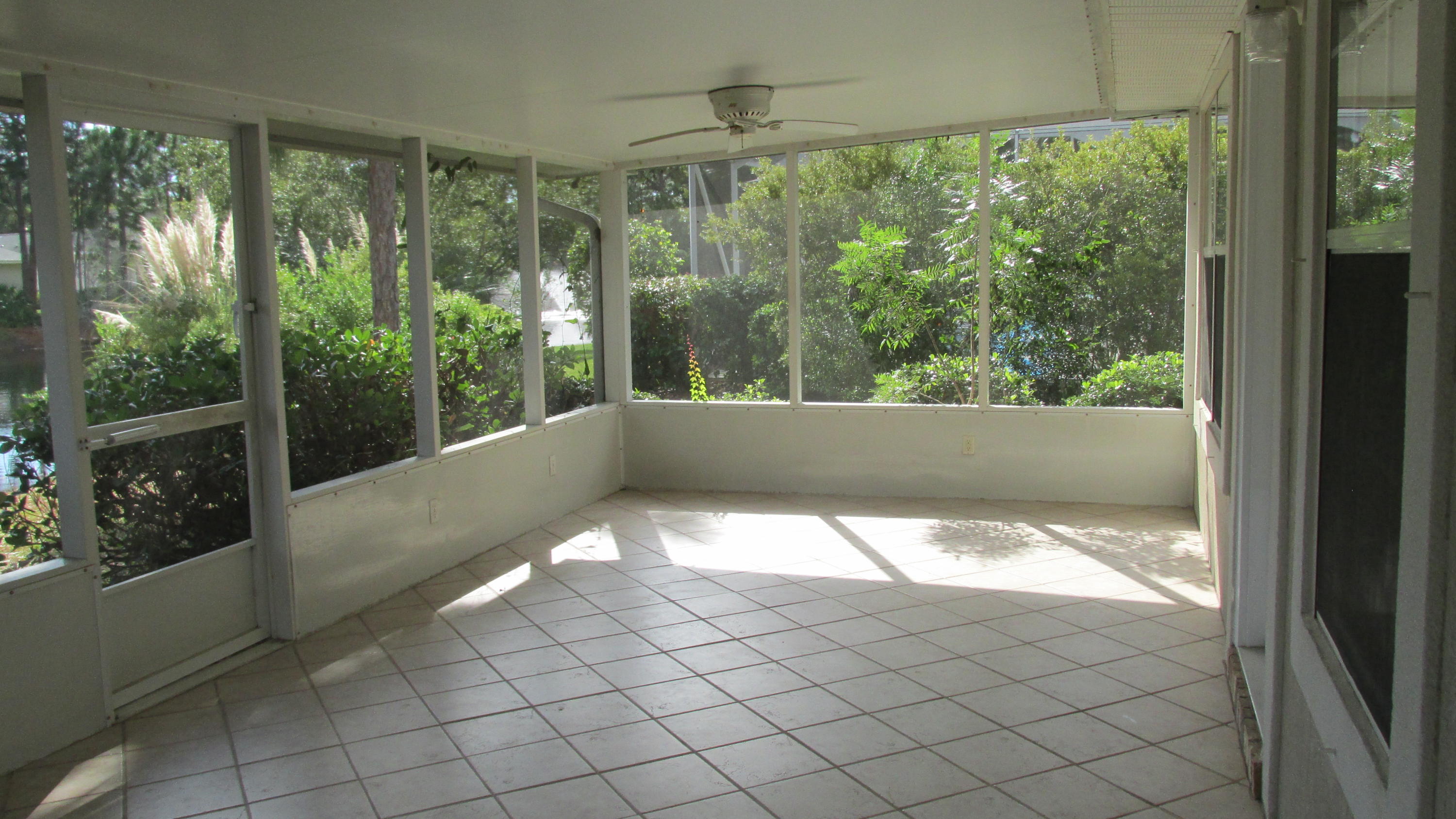 EMERALD LAKES PH 1 - Residential Lease