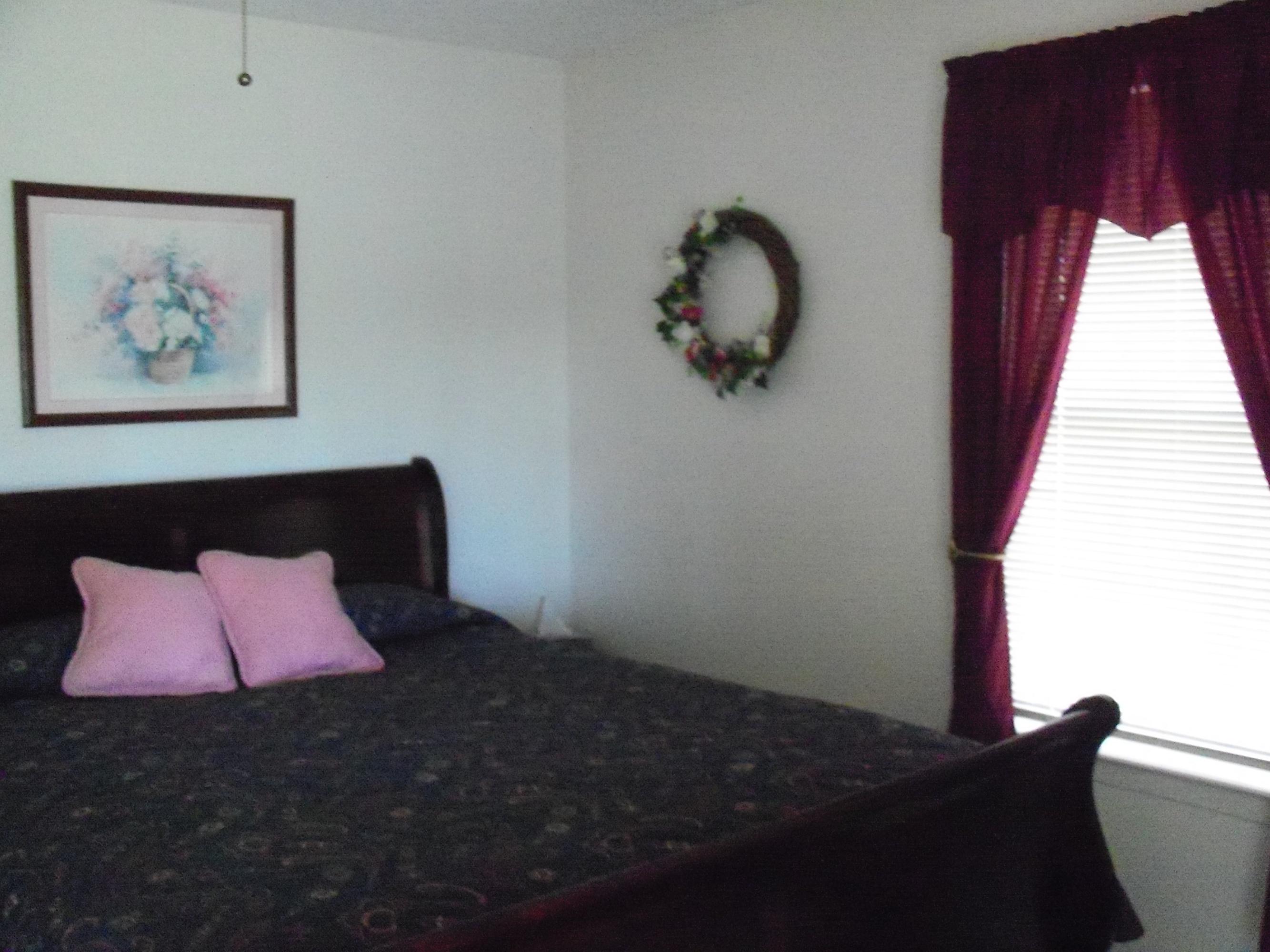 COUNTRYVIEW ESTATES 4TH ADDition - Residential