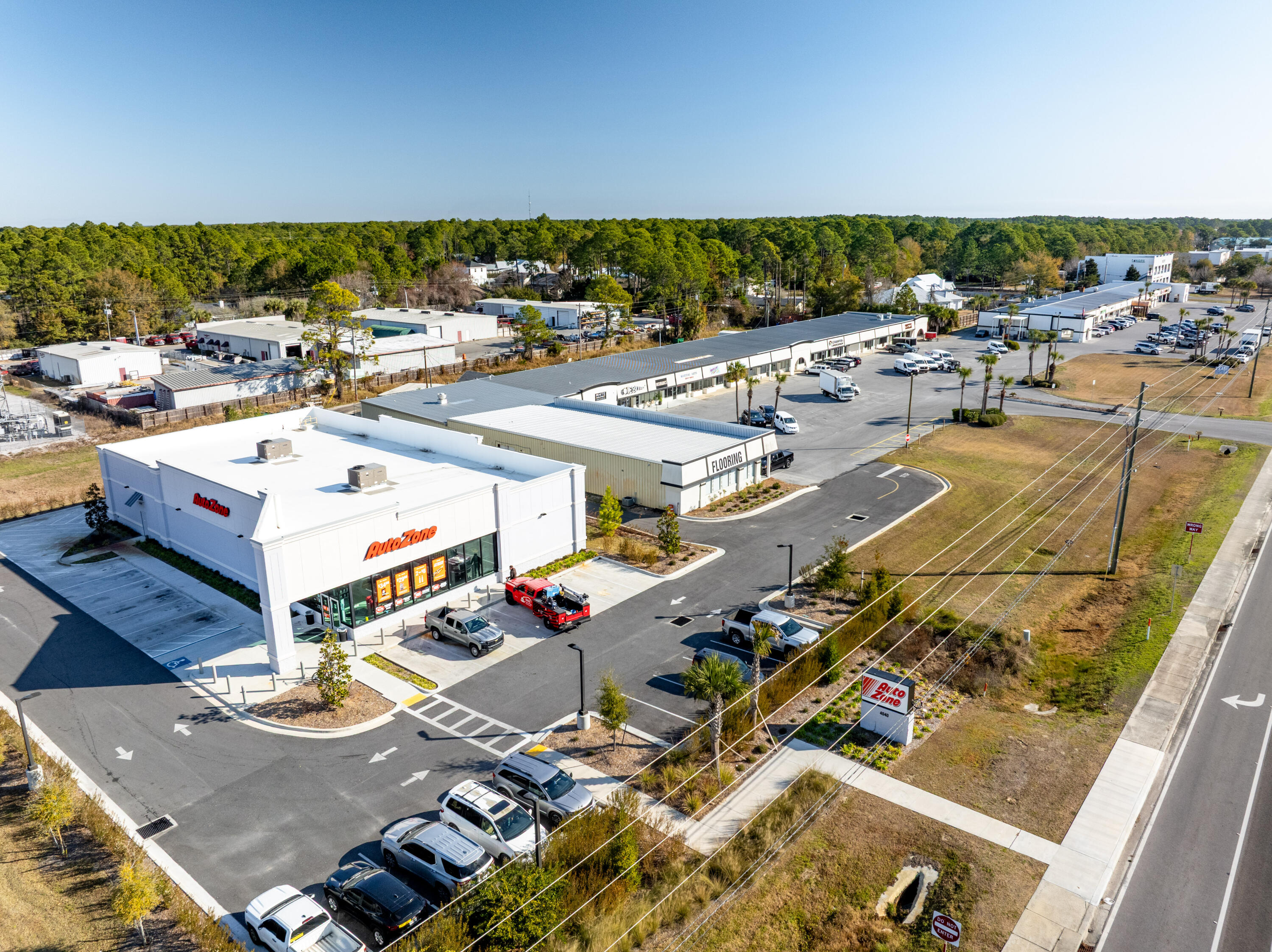 METES & BOUNDS - Land