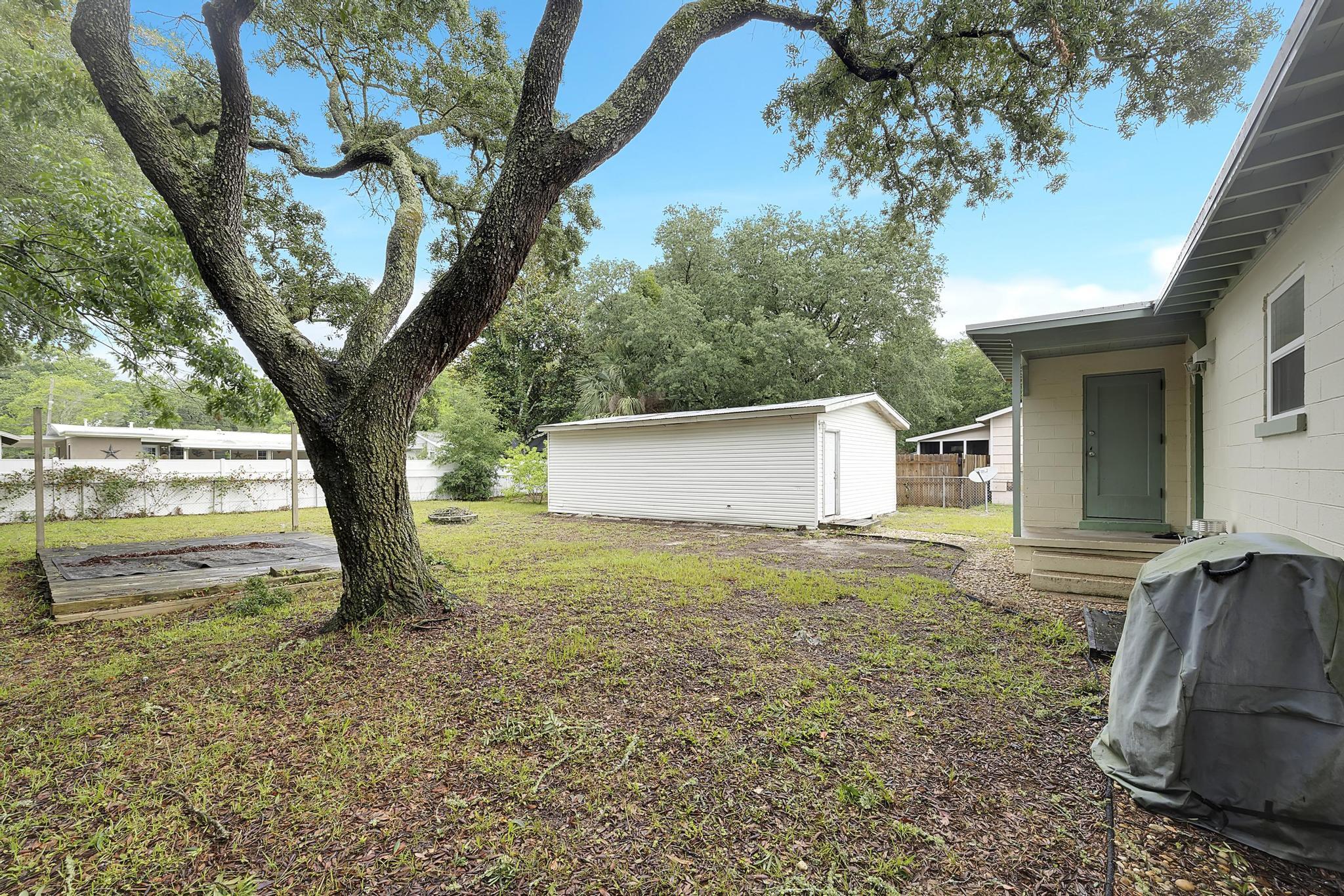 BAY RIDGE PARK 2ND ADDN - Residential