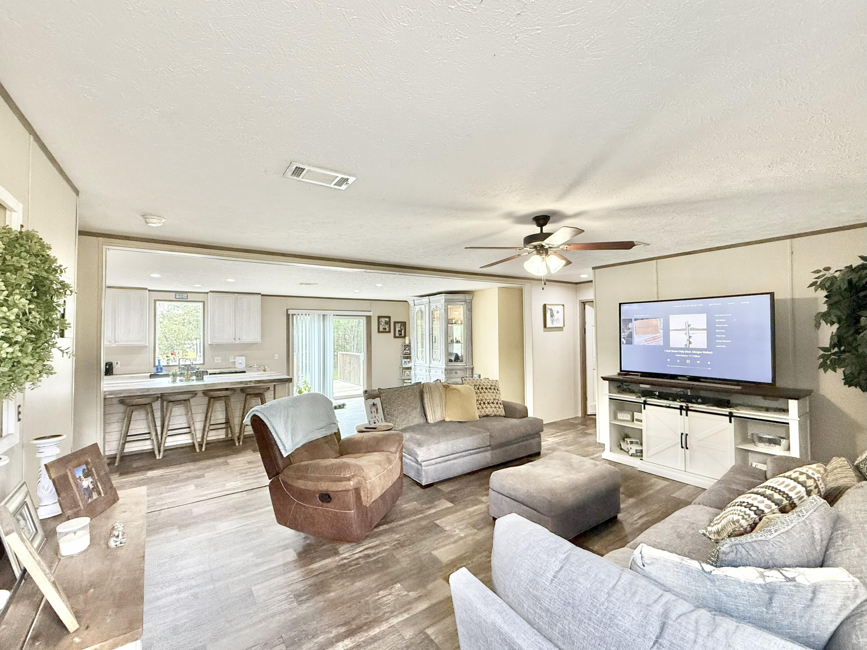 NO RECORDED SUBDIVISION - Residential