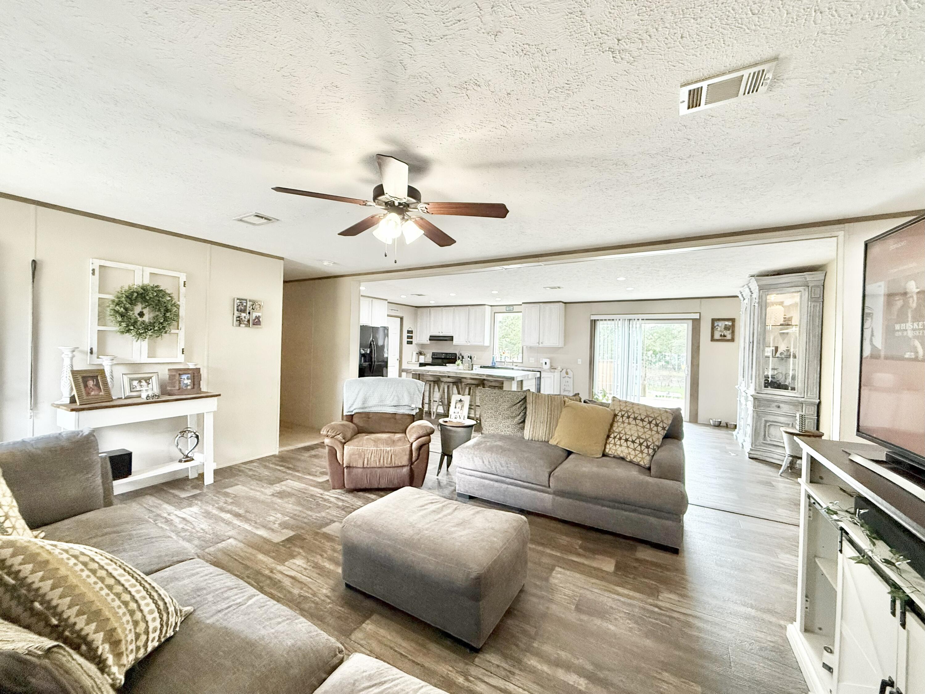 NO RECORDED SUBDIVISION - Residential