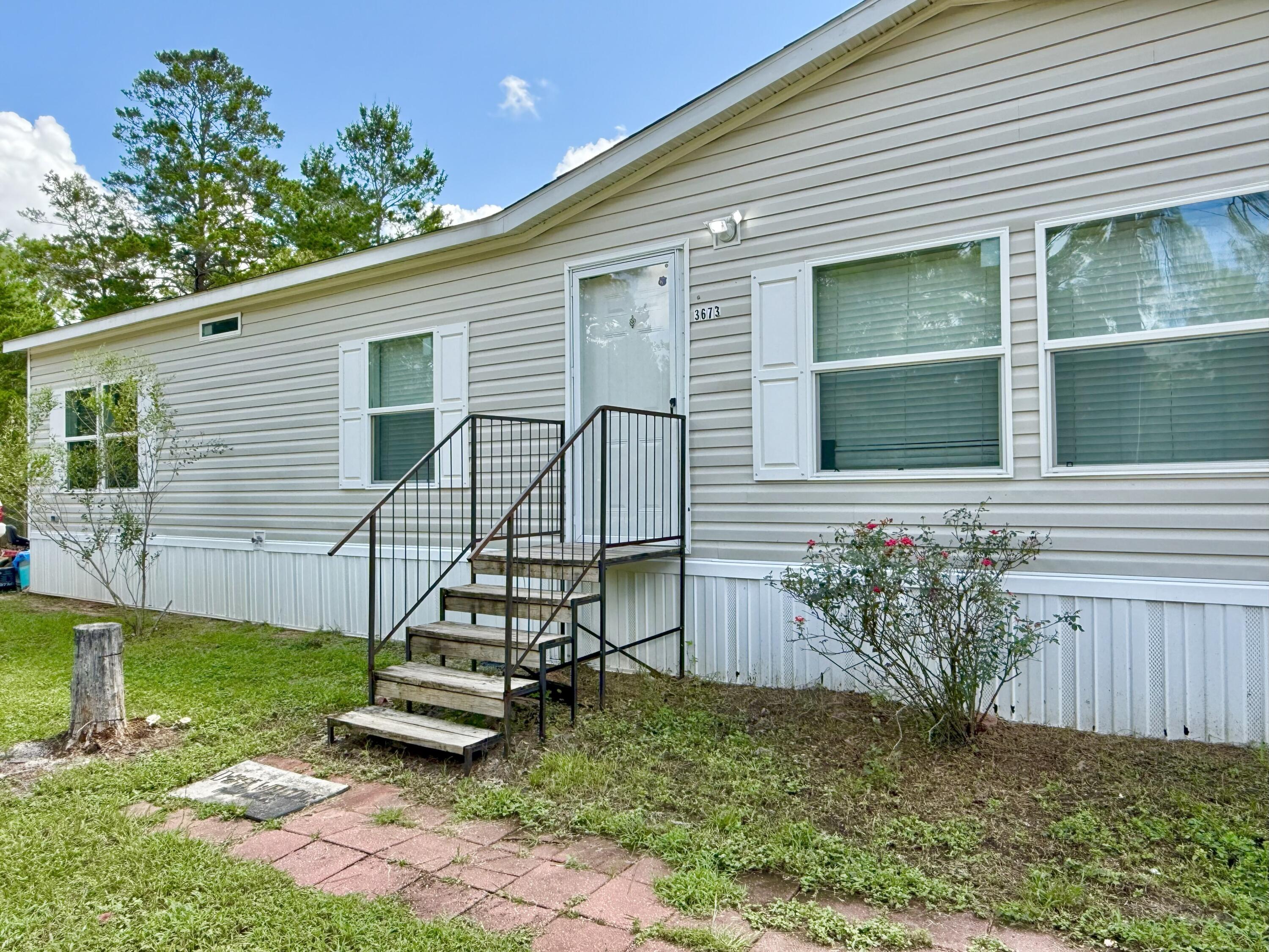 NO RECORDED SUBDIVISION - Residential