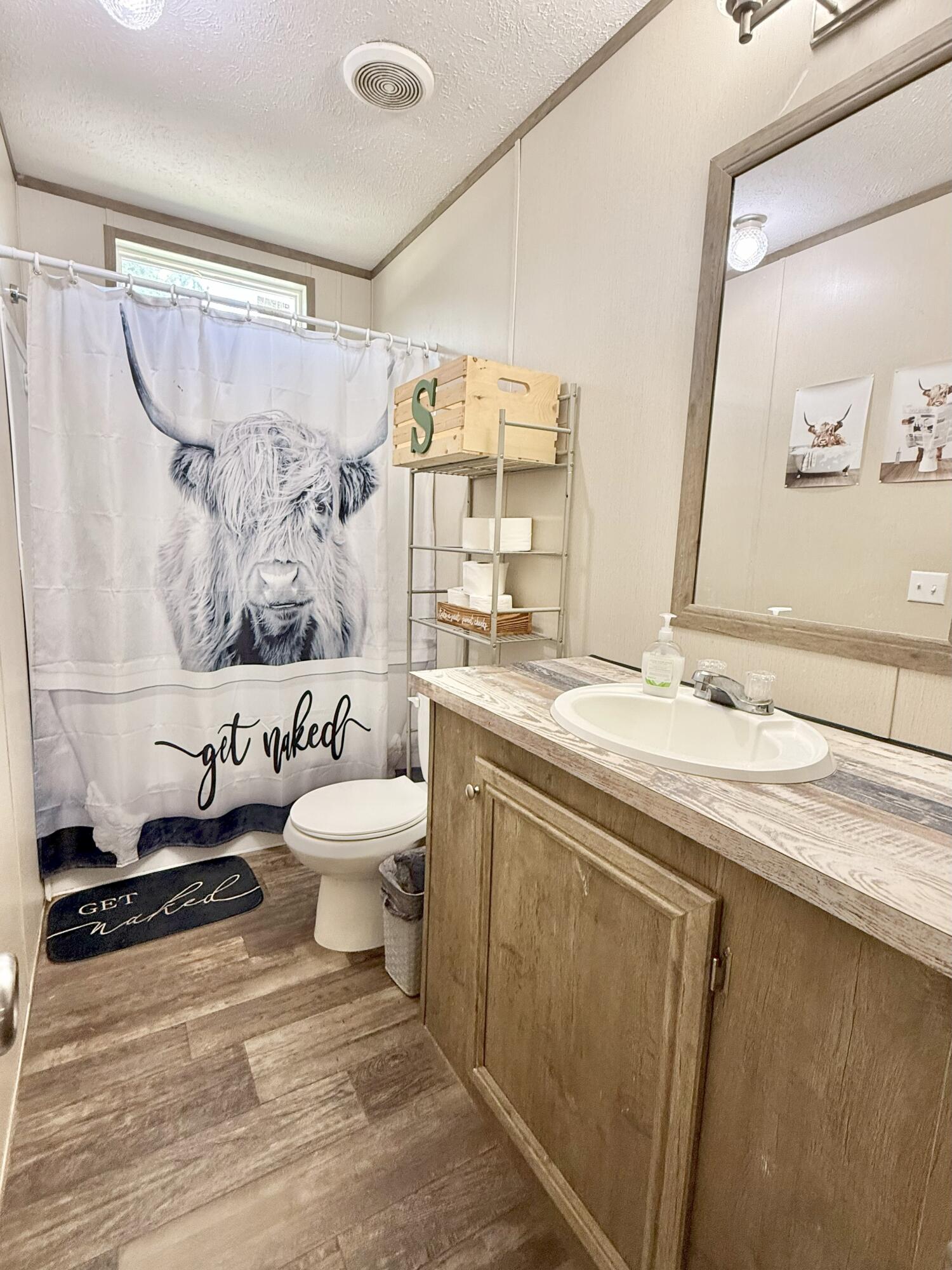 NO RECORDED SUBDIVISION - Residential