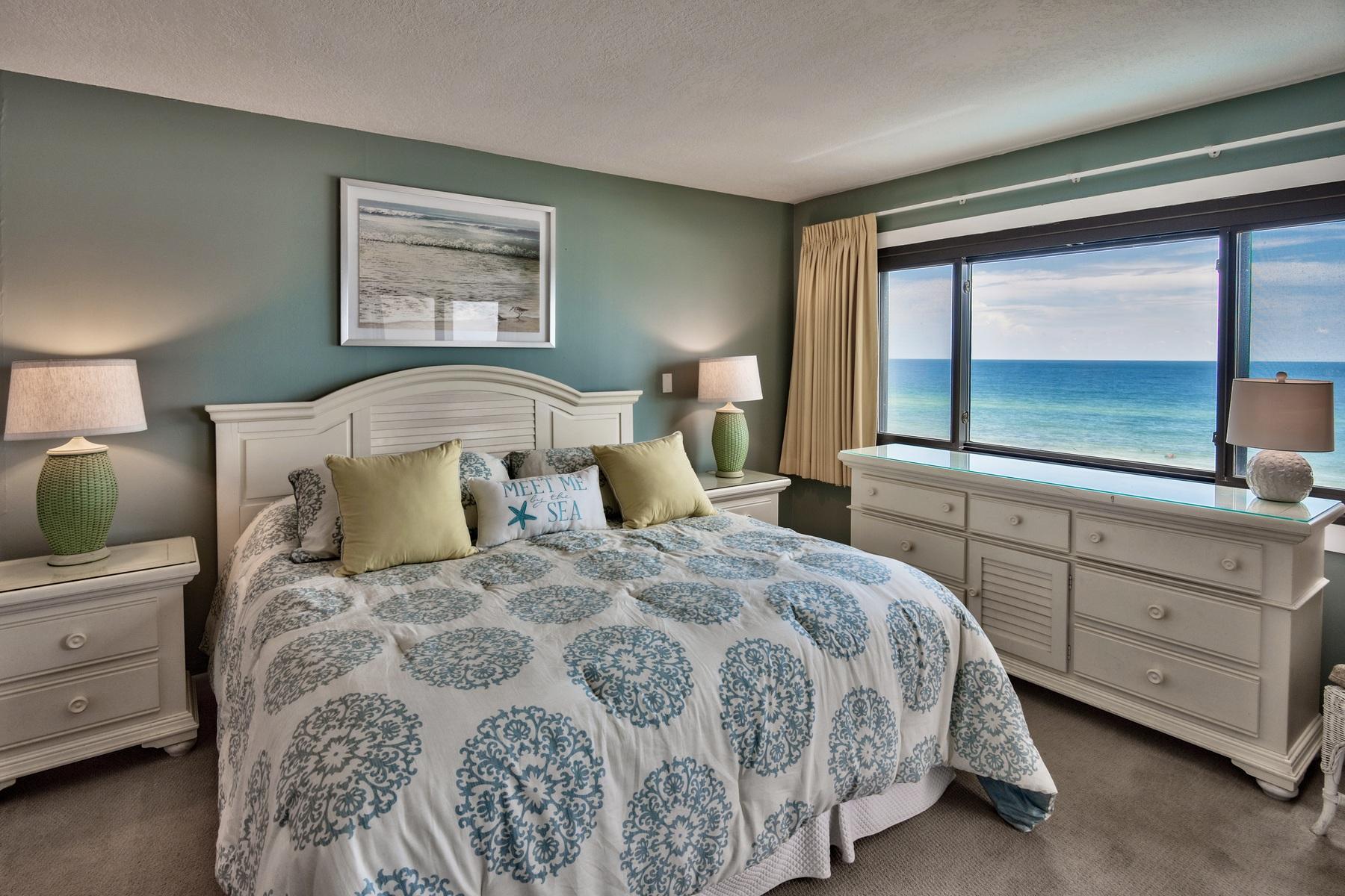 EMERALD TOWERS CONDO - Residential