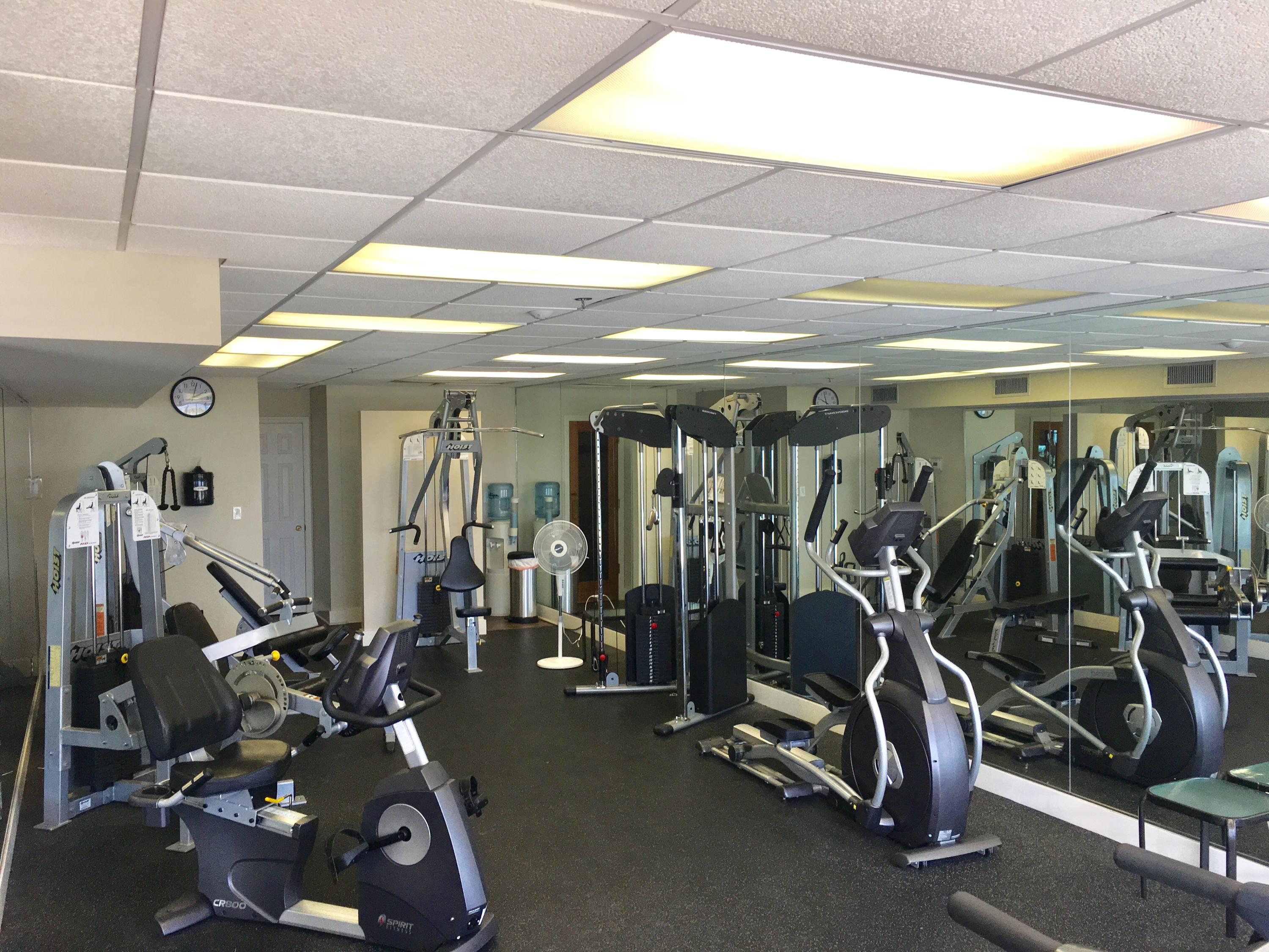 EMERALD TOWERS CONDO - Residential