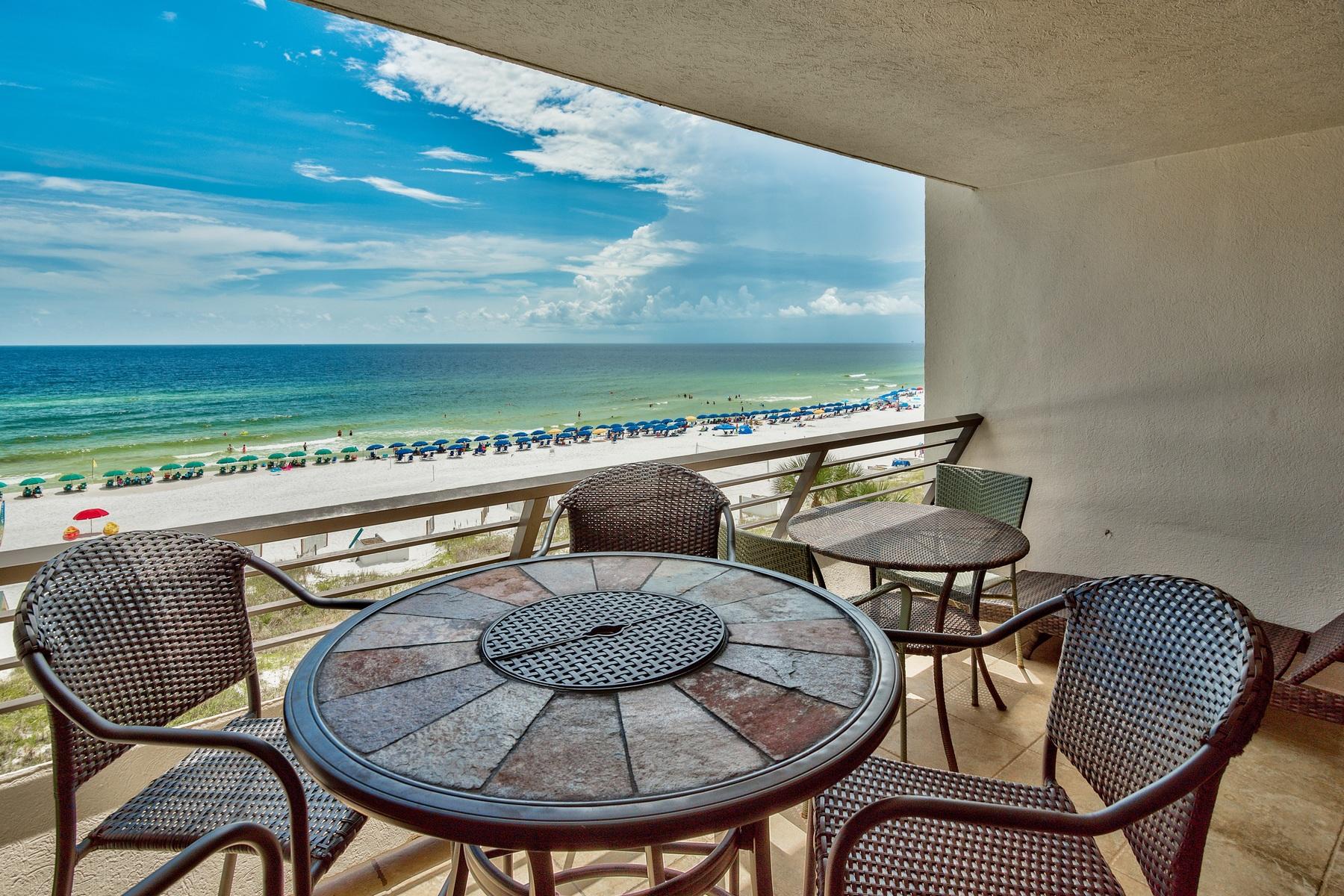 EMERALD TOWERS CONDO - Residential