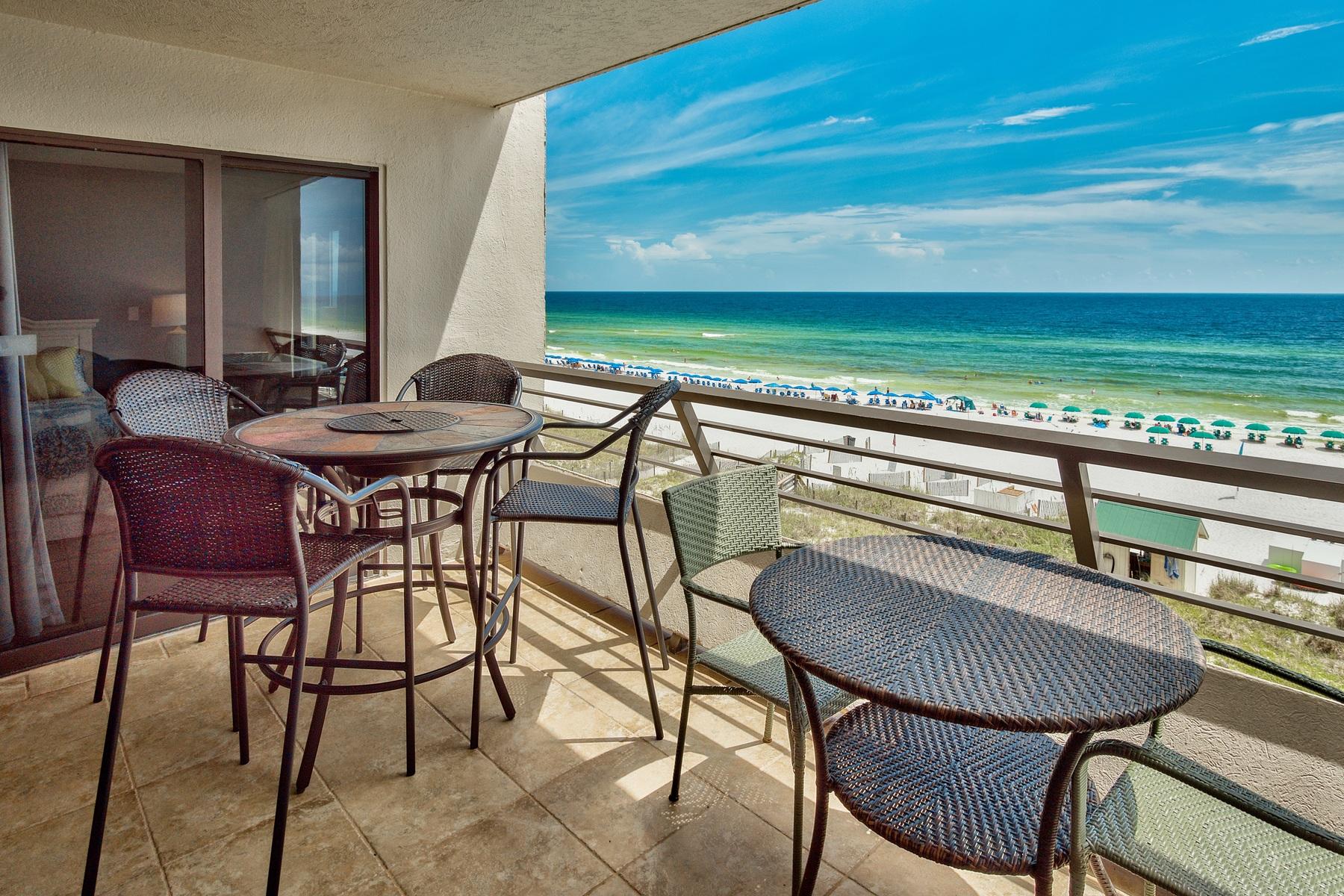 EMERALD TOWERS CONDO - Residential