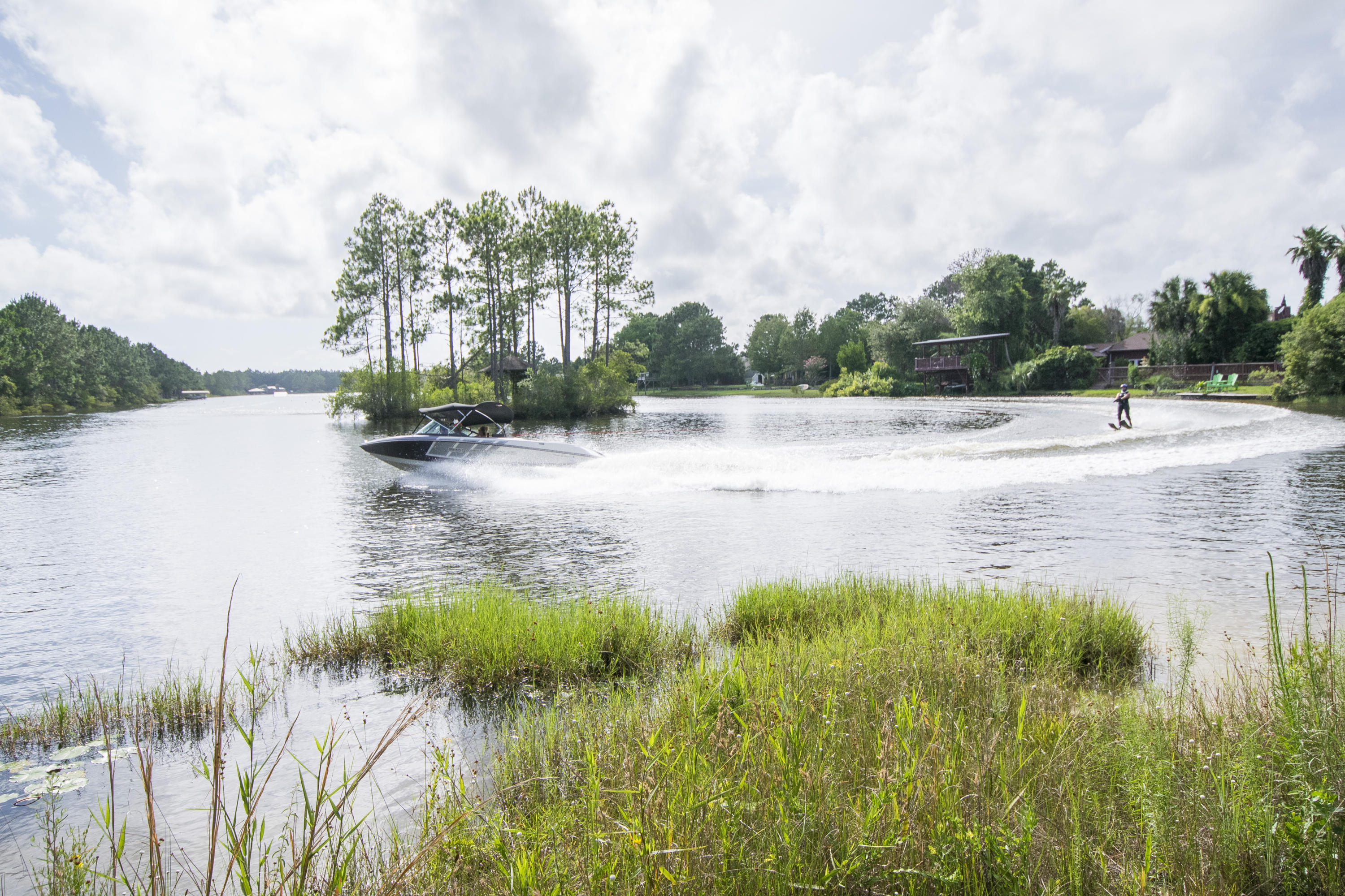 Escada - Residential