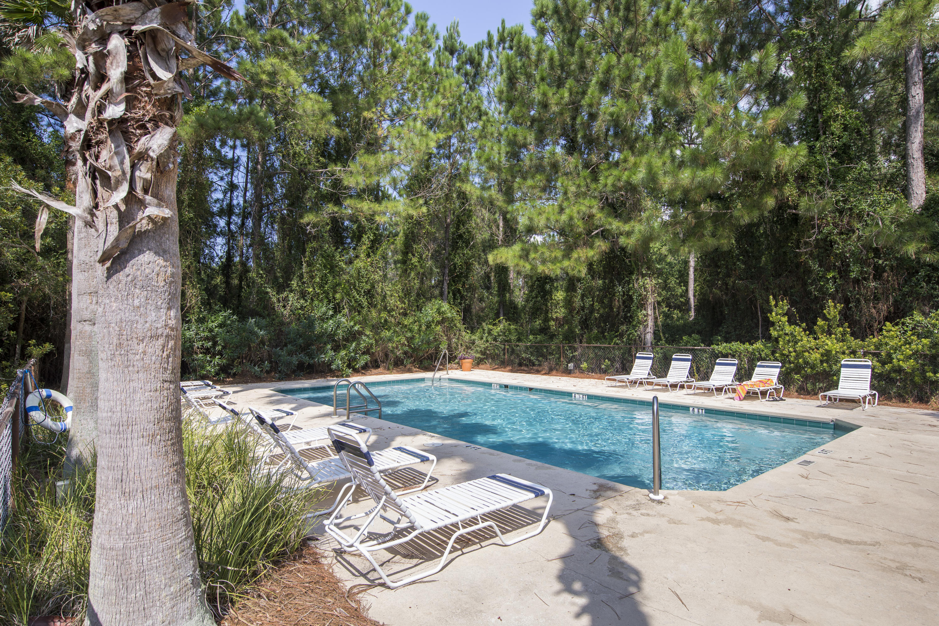 Escada - Residential