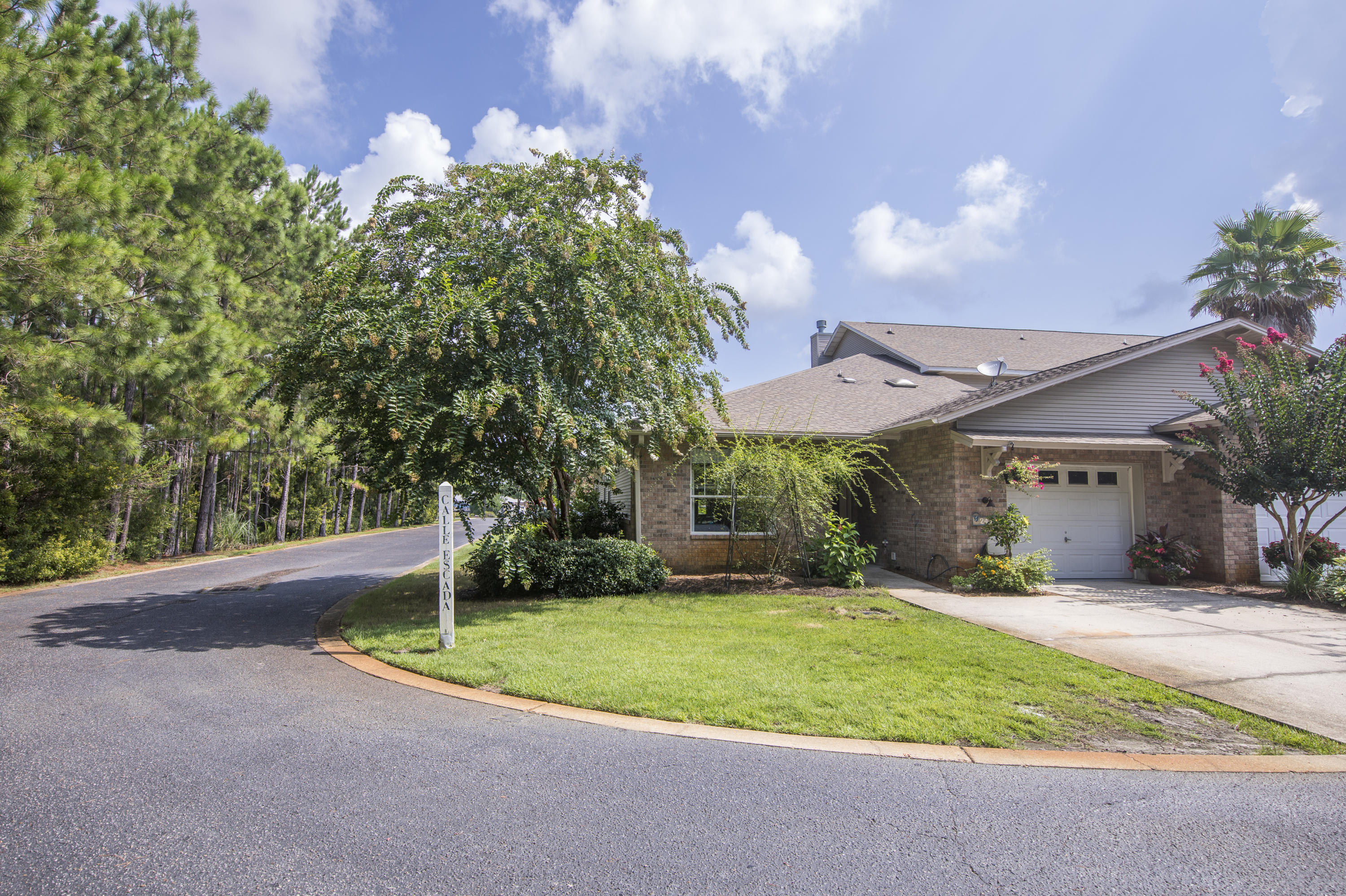 Escada - Residential