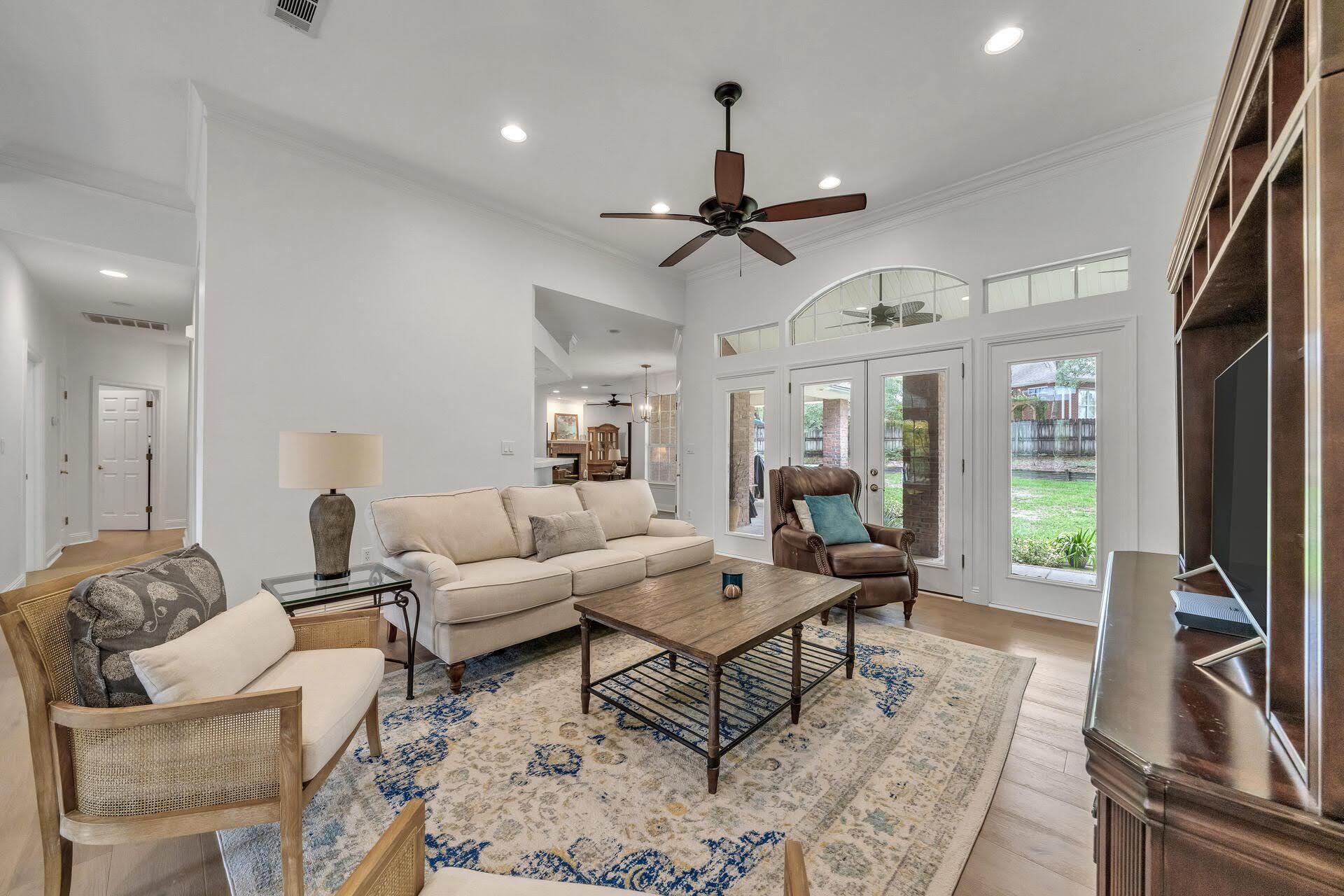 ROCKY BAYOU COUNTRY CLUB ESTATES 9 - Residential