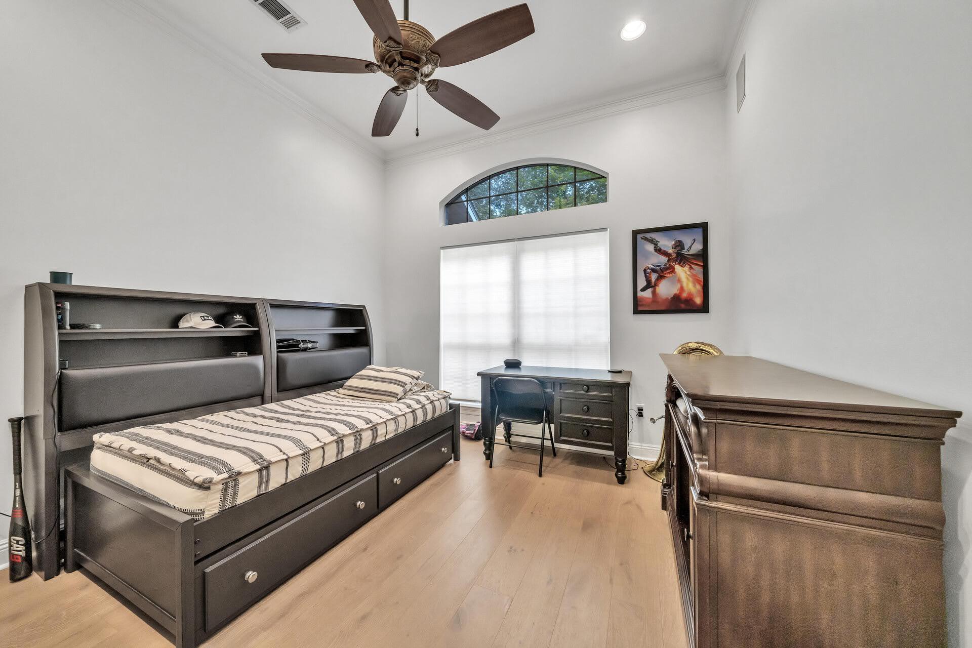 ROCKY BAYOU COUNTRY CLUB ESTATES 9 - Residential