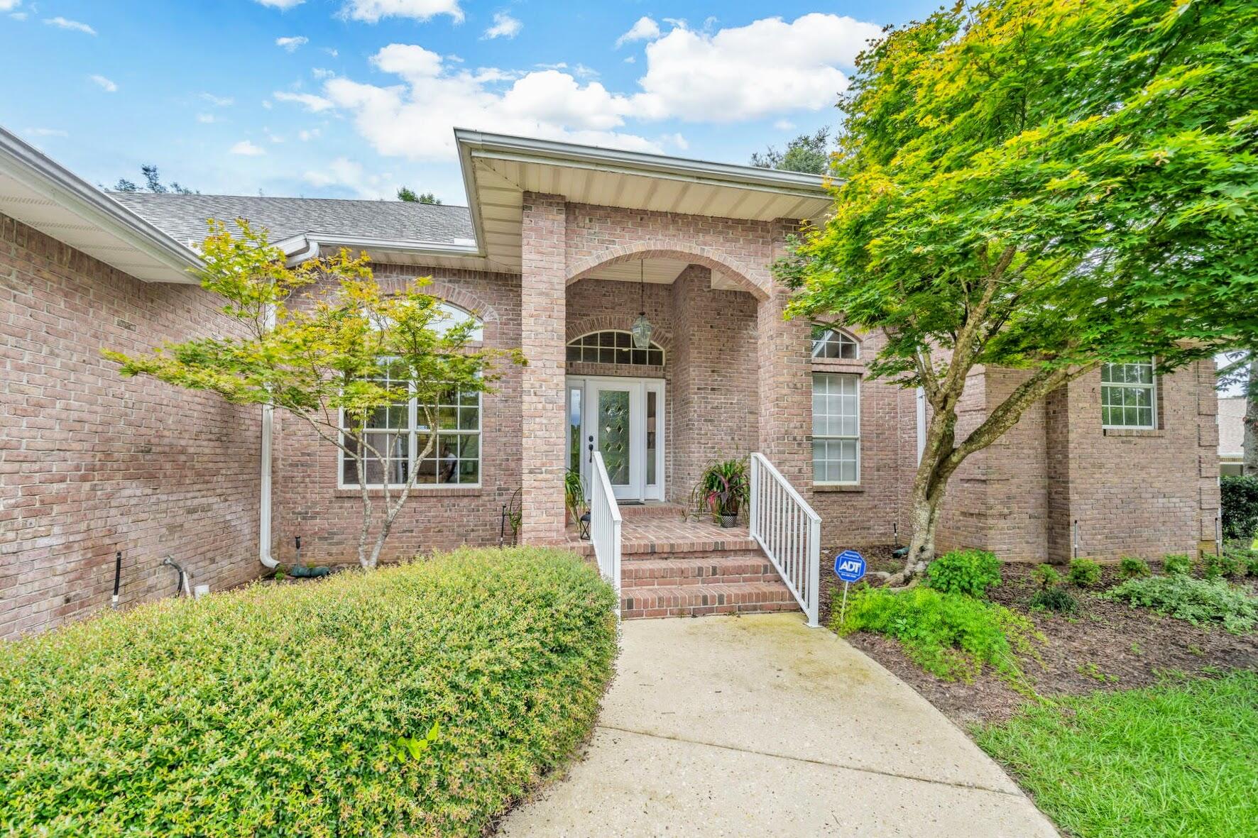 ROCKY BAYOU COUNTRY CLUB ESTATES 9 - Residential