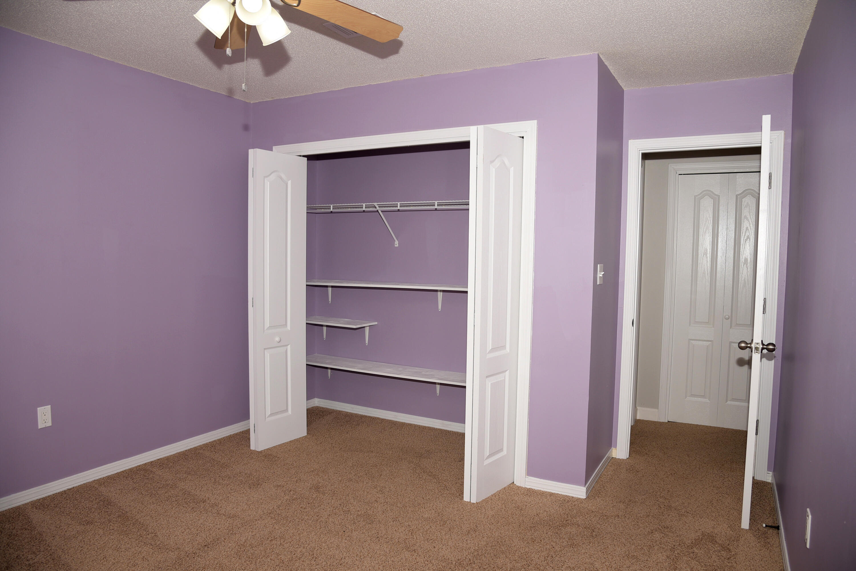 CREEKSIDE 4 - Residential Lease