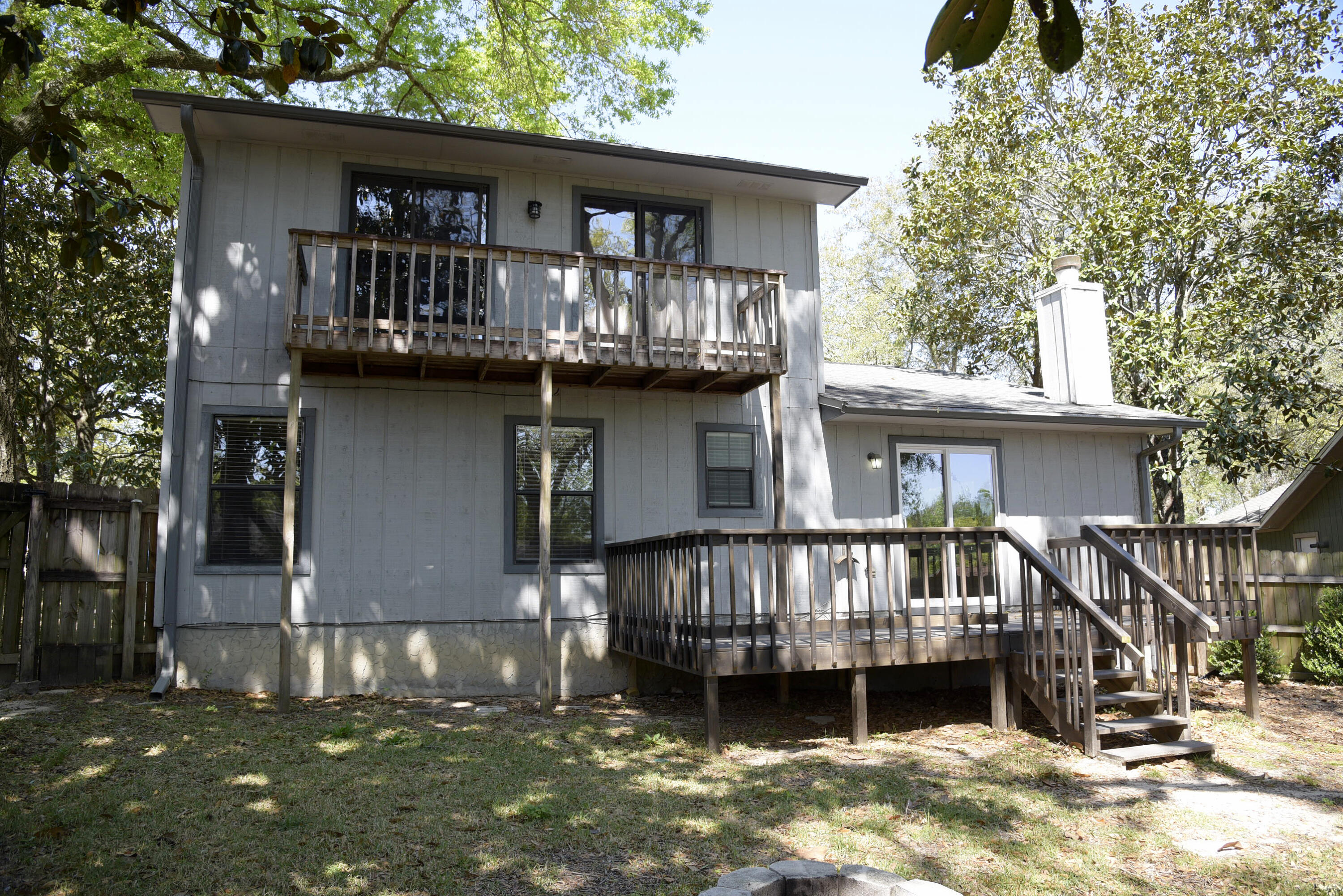 CREEKSIDE 4 - Residential Lease