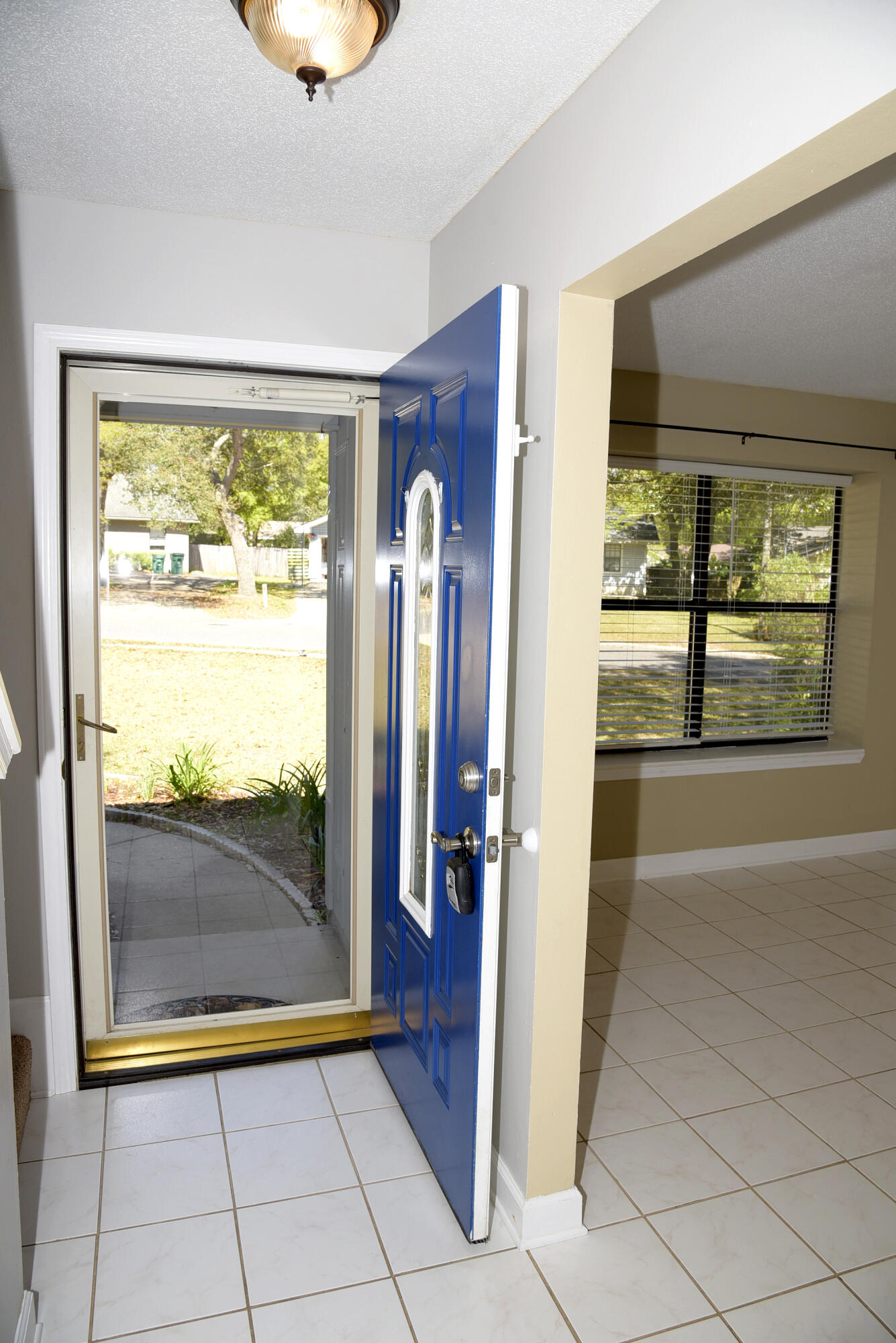 CREEKSIDE 4 - Residential Lease