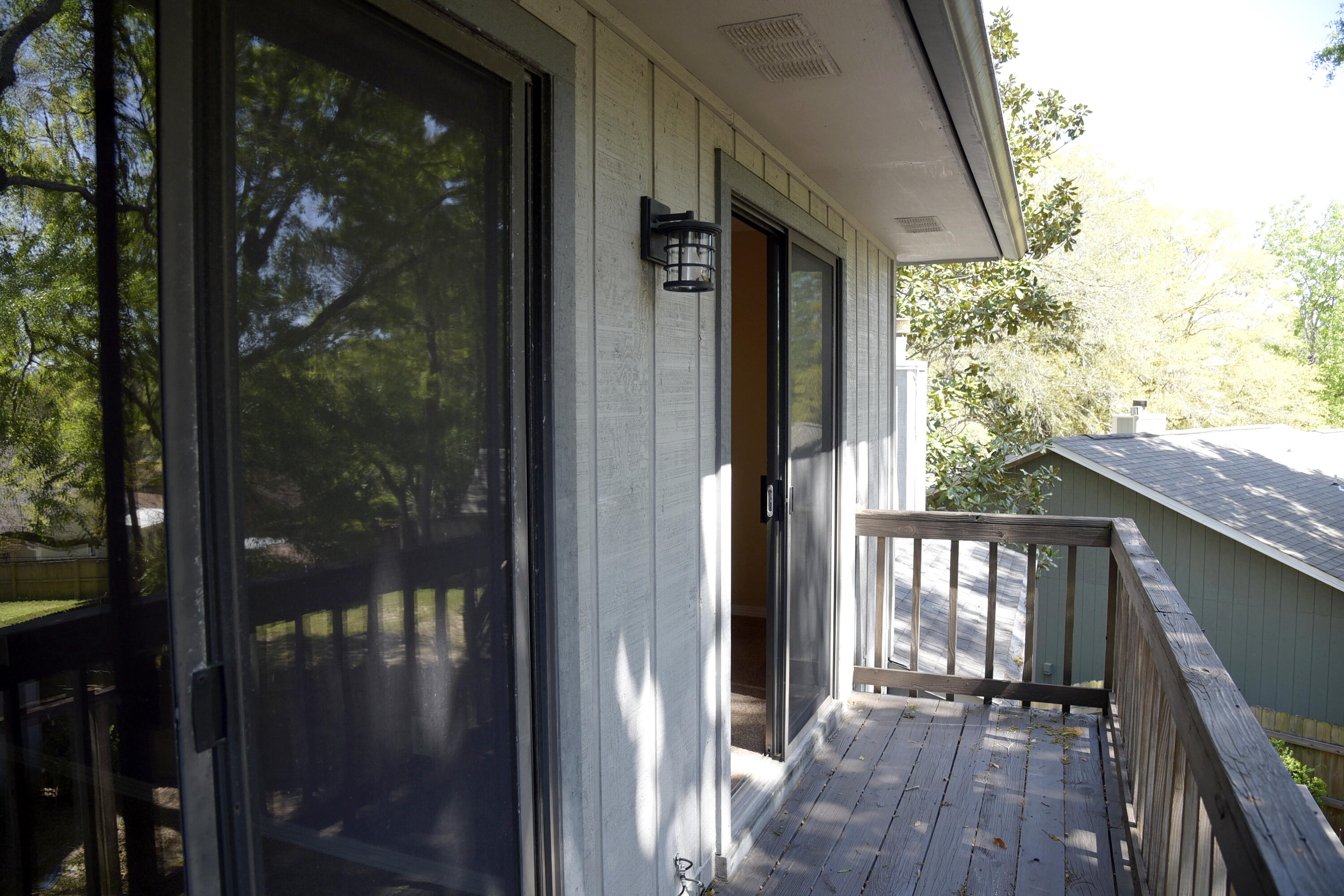 CREEKSIDE 4 - Residential Lease