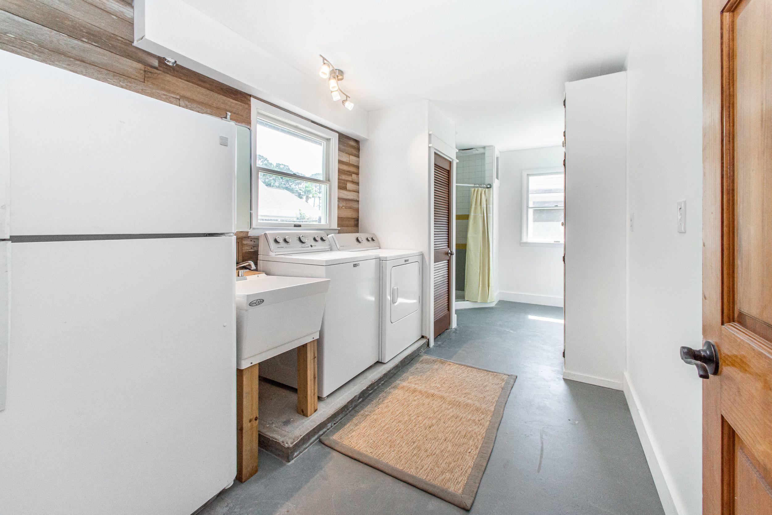 HOLIDAY SHORES EST 4TH ADDN - Residential