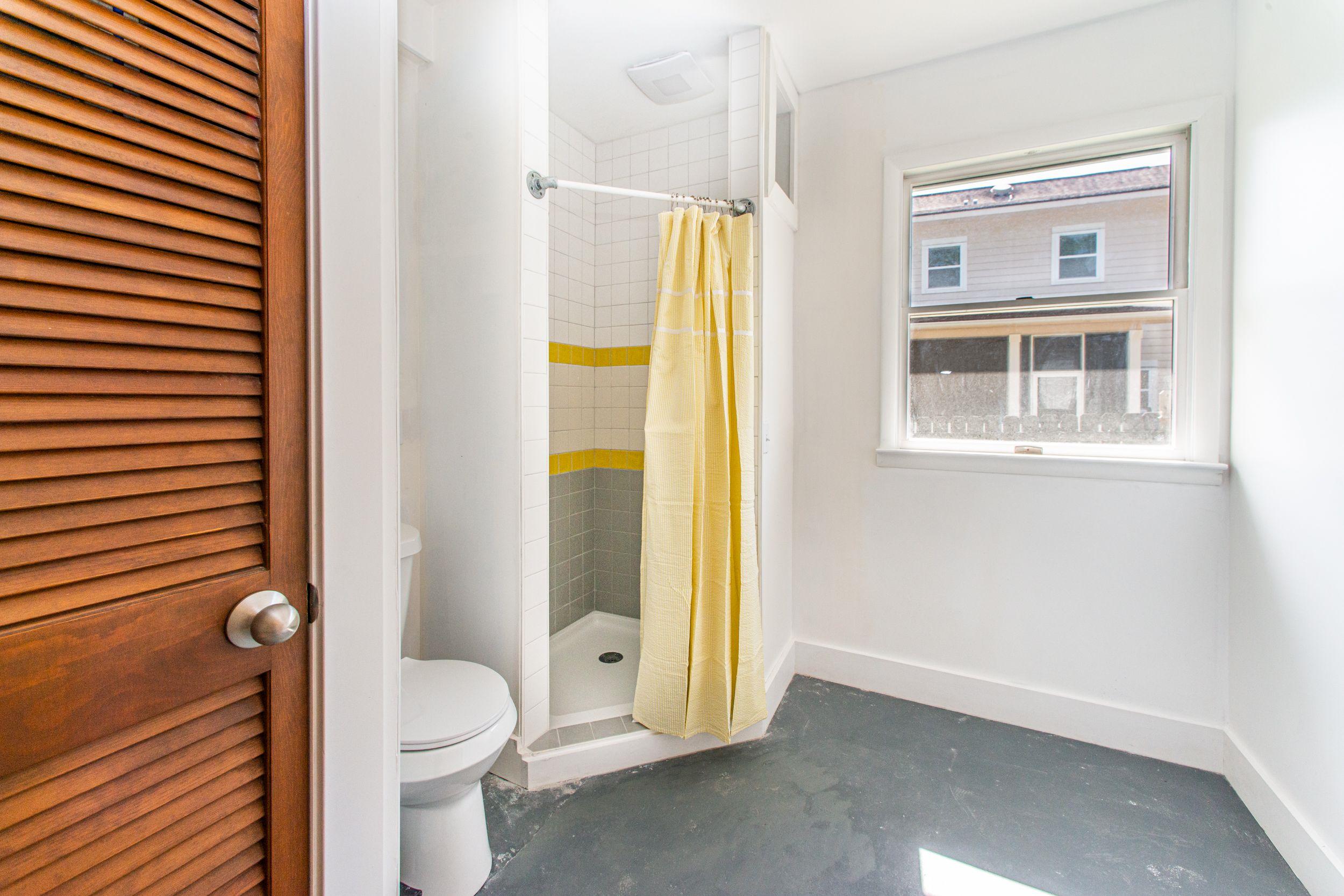 HOLIDAY SHORES EST 4TH ADDN - Residential