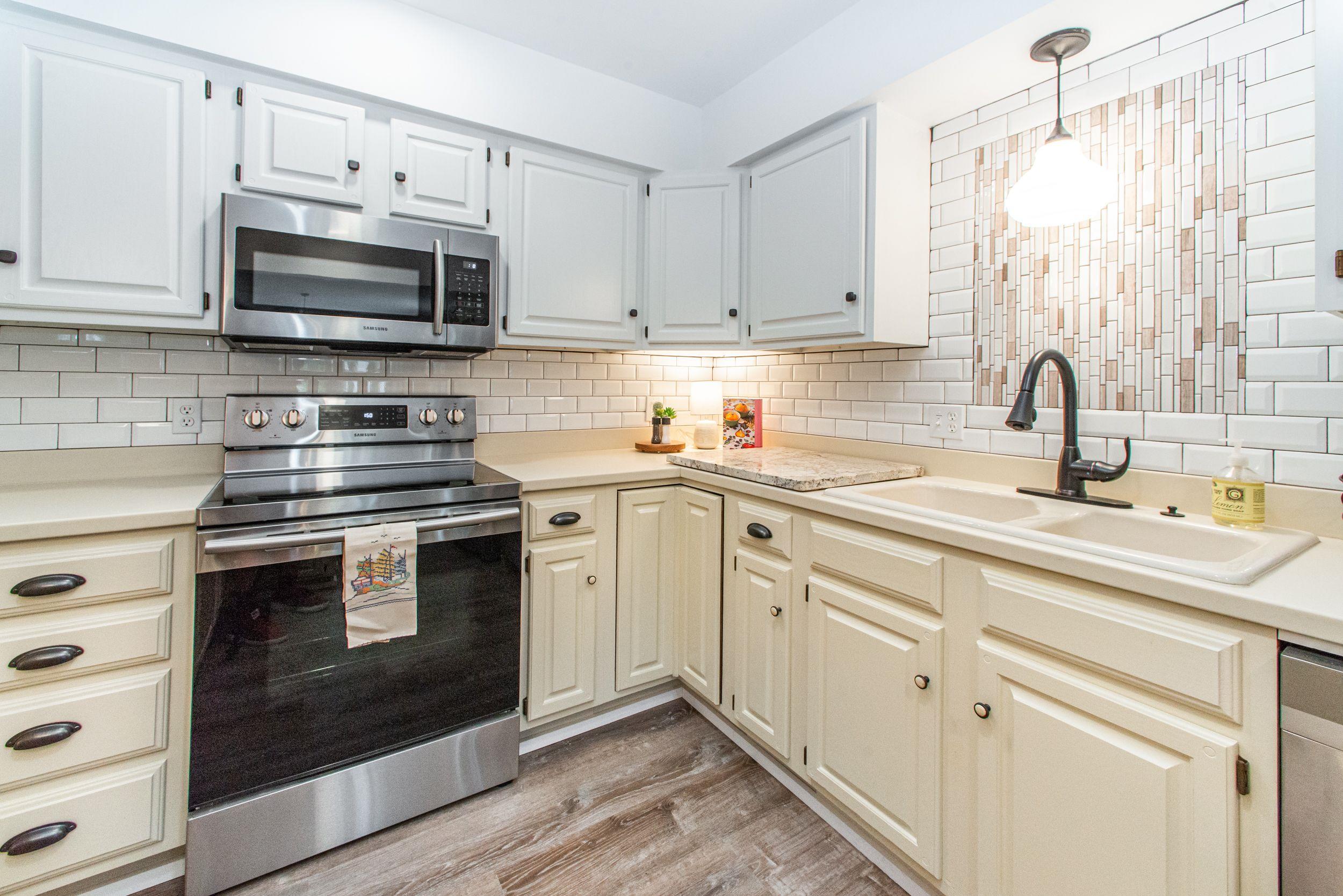 HOLIDAY SHORES EST 4TH ADDN - Residential