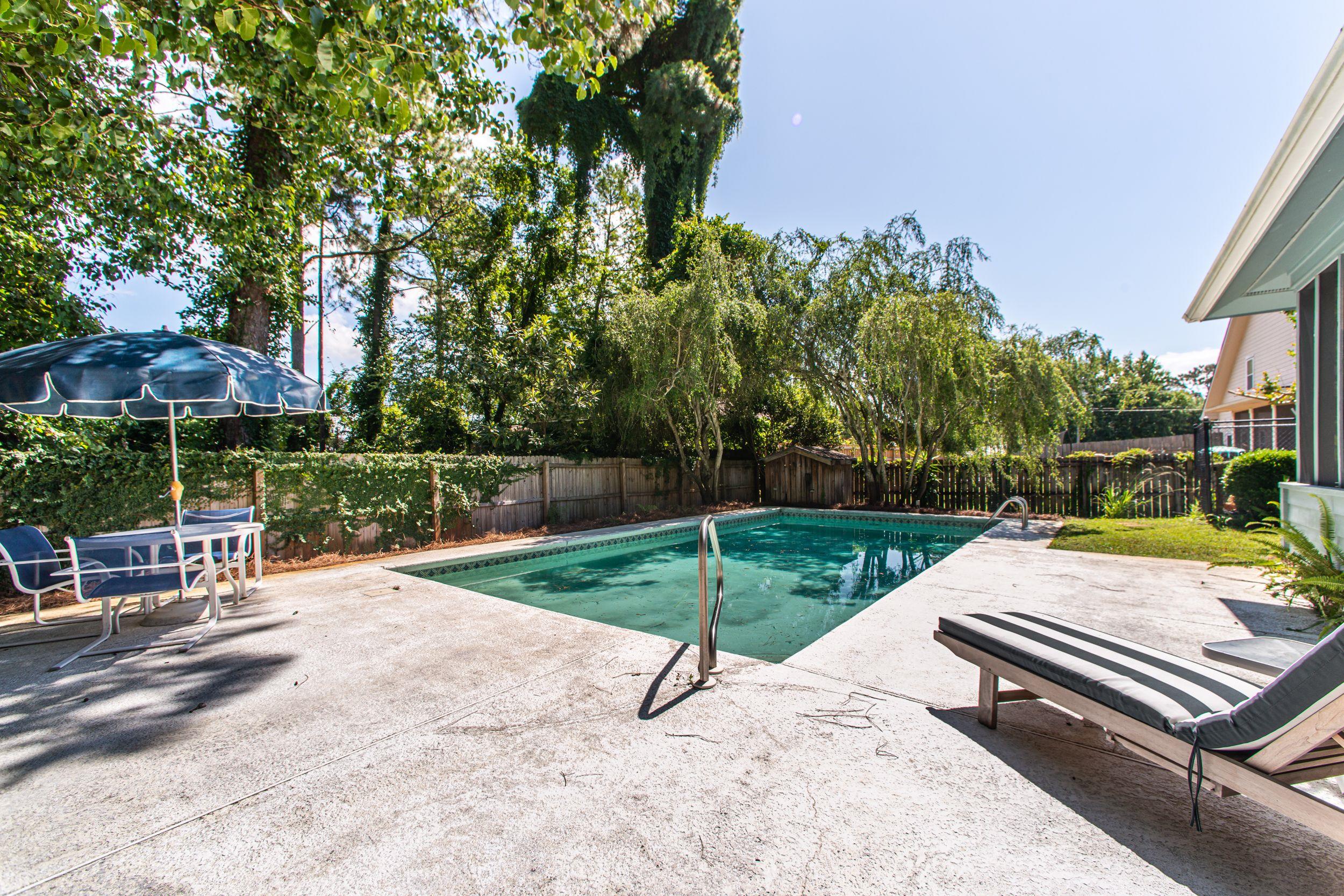 HOLIDAY SHORES EST 4TH ADDN - Residential