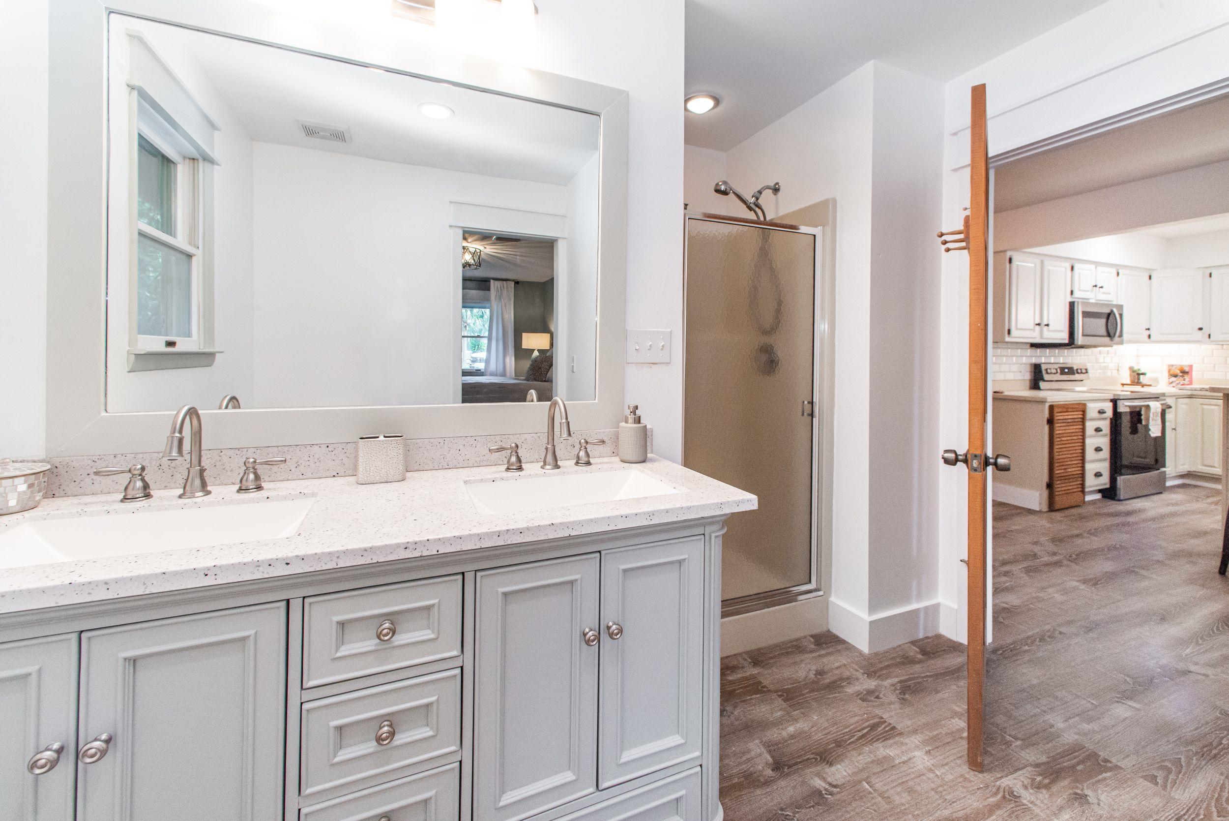 HOLIDAY SHORES EST 4TH ADDN - Residential