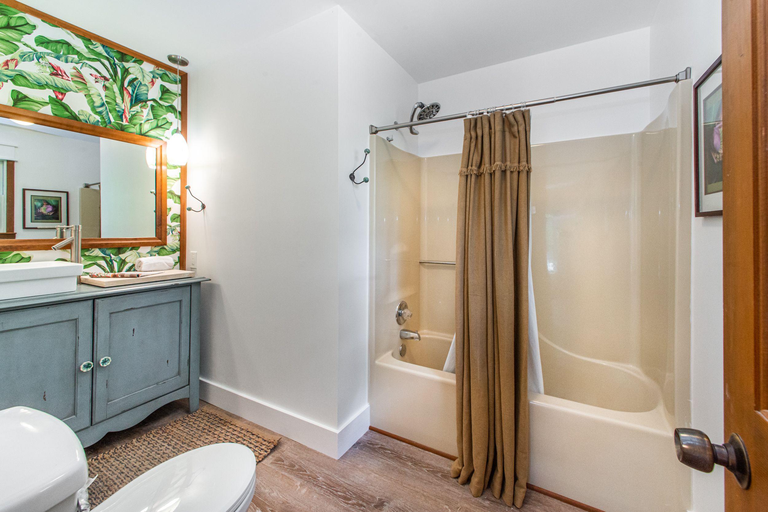 HOLIDAY SHORES EST 4TH ADDN - Residential