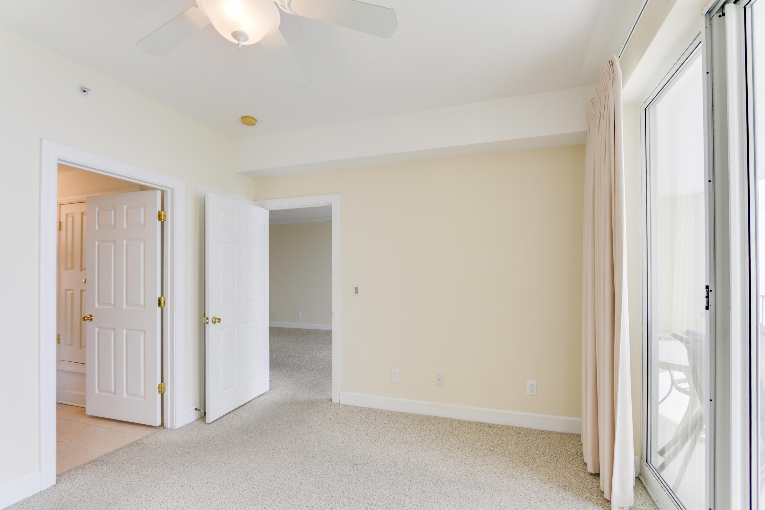 EMERALD ISLE - Residential