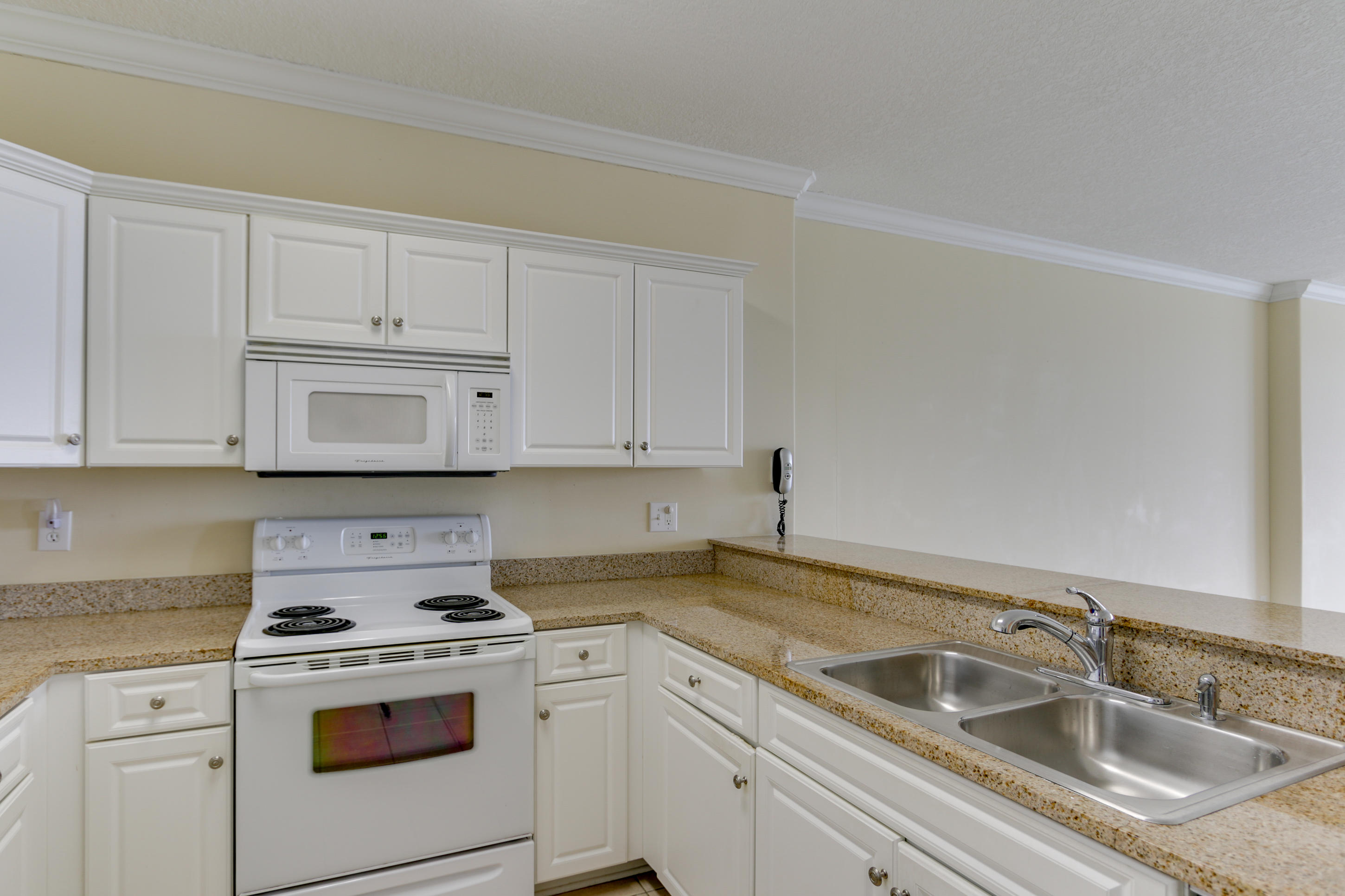 EMERALD ISLE - Residential