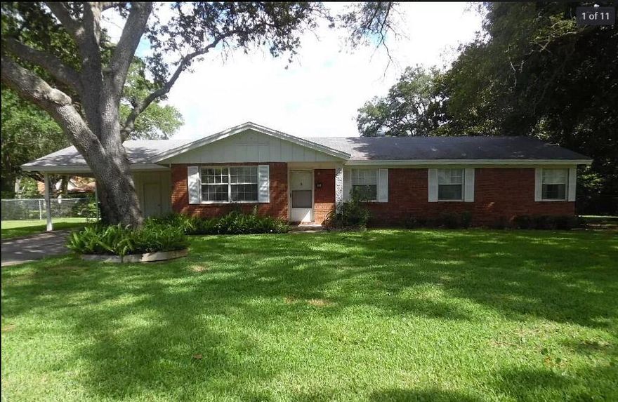 Electricity included! Beautiful Sudduth Cir is Close to Everything - Ferry Park, the Yacht Club, Shopping, Schools, and Entertainment. This Home has Great Curb Appeal and a Large Yard in Both Front and Back. Gorgeous! The Beams in the Living Room add architectural Interest. LVP Flooring and Brick Flooring in the Main Living Area as well as All Bedrooms! No Carpet in this house.