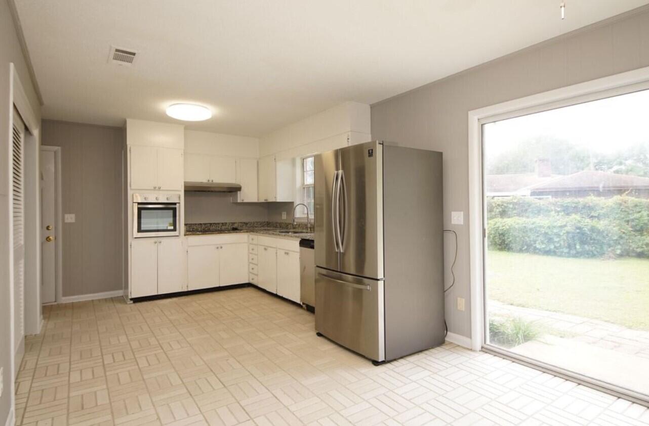 SUDDUTH - Residential Lease