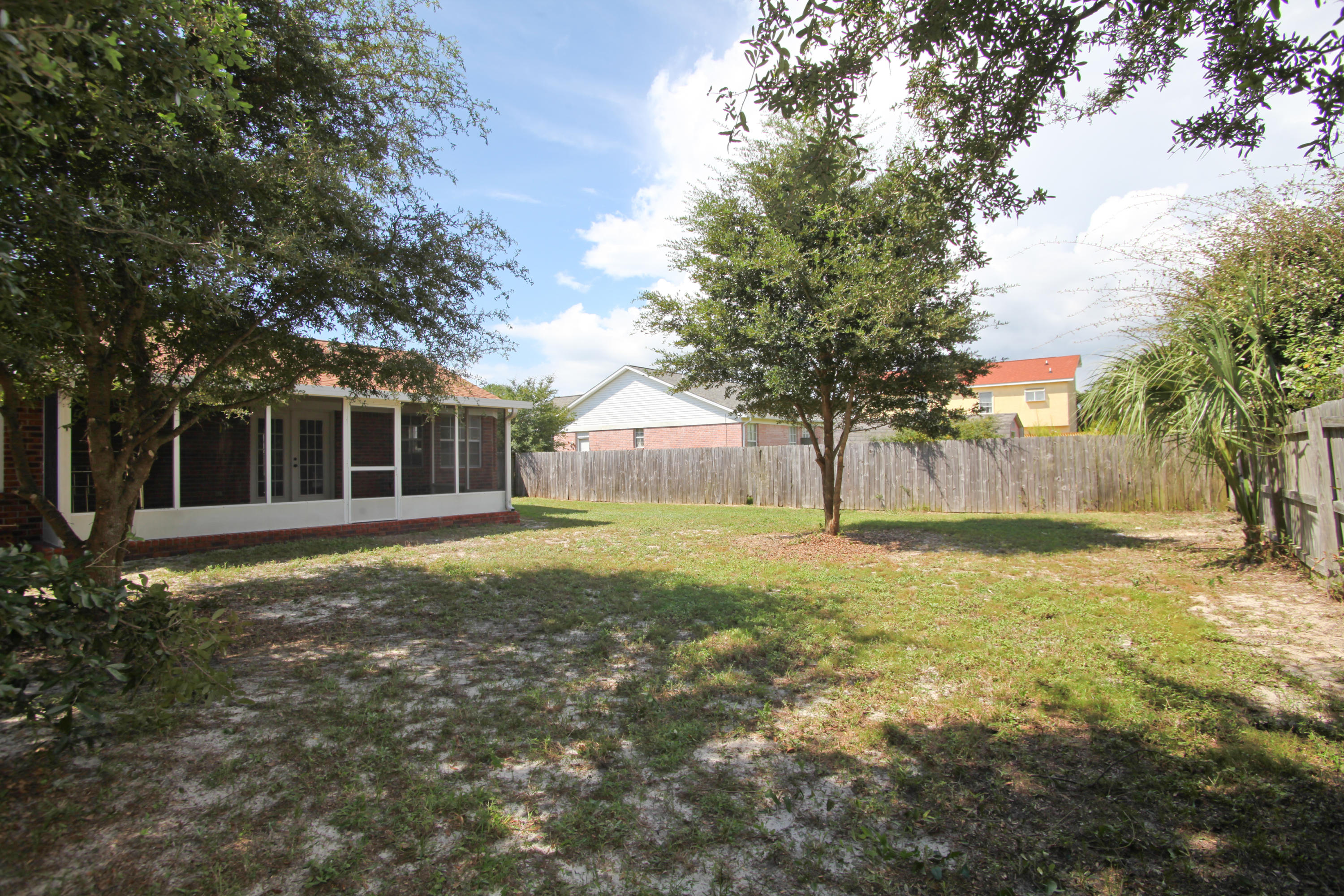 QUAYSIDE VILLAGE - Residential