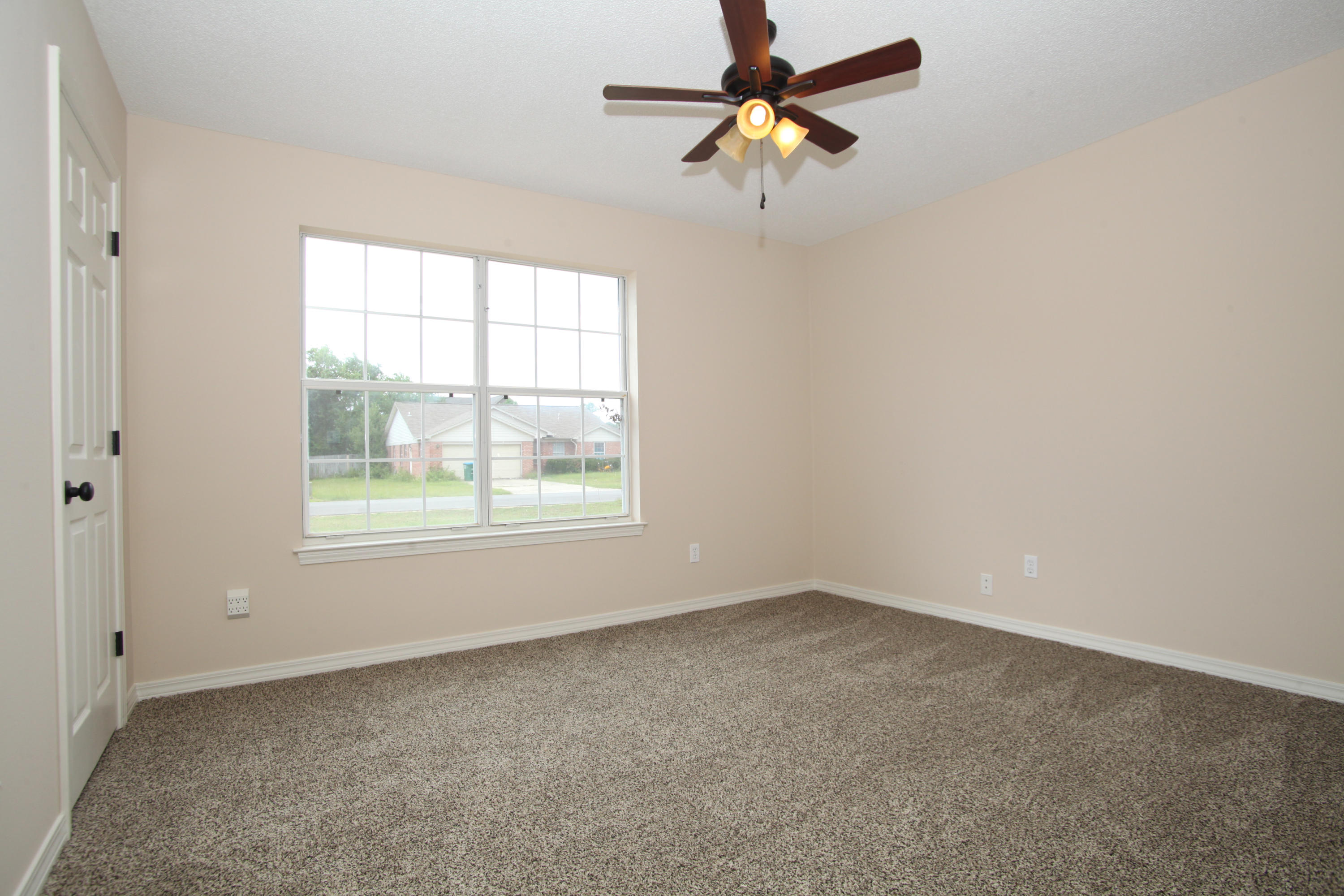 QUAYSIDE VILLAGE - Residential