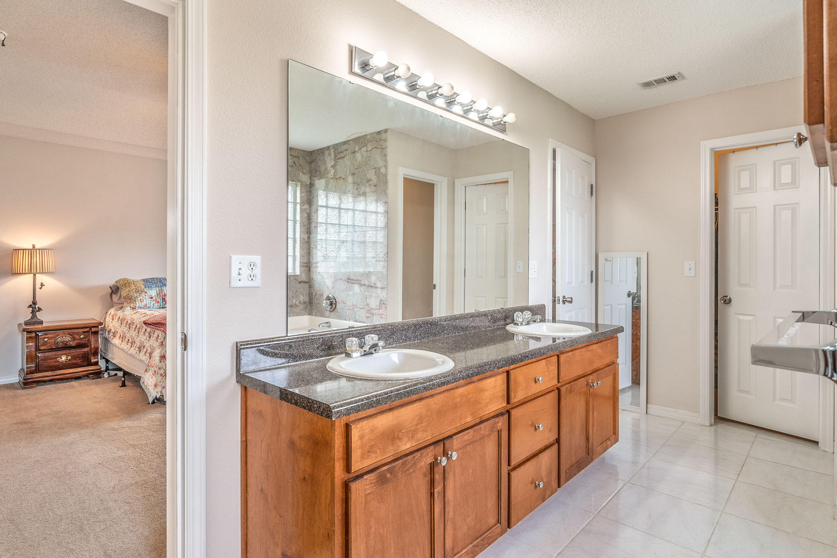 LEE FARMS PH I - Residential