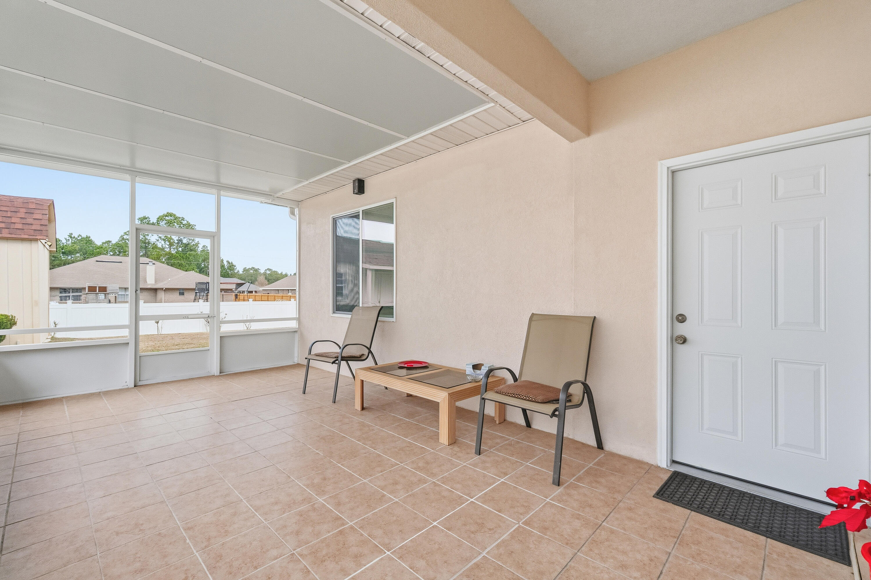 HOLLEY BY THE SEA - Residential