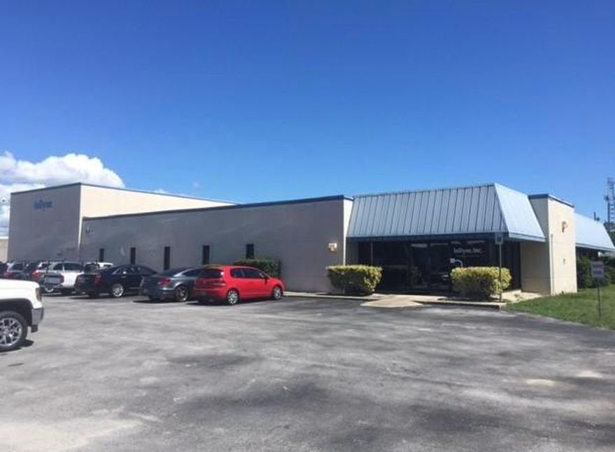 11,000 SF Office building with 8500 SF of office and 2500 SF of workshop or warehouse, property is located in the HUB ZONE, free standing building, parking lot has recently been repaved, centrally located in Fort Walton Beach between Eglin AFB and Hurlburt AFB