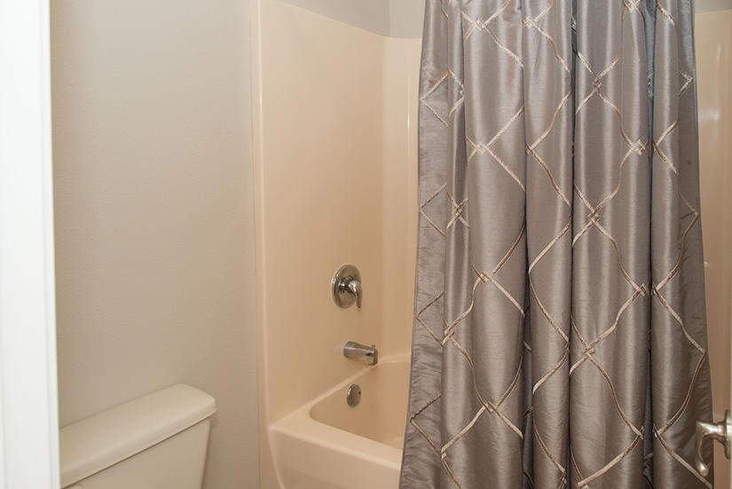 THE MEADOWS - Residential Lease